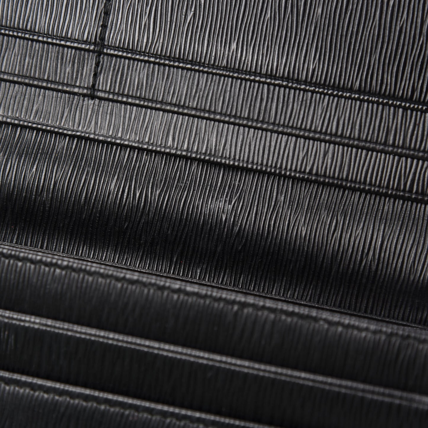 Vitello Move Continental Flap Wallet Black