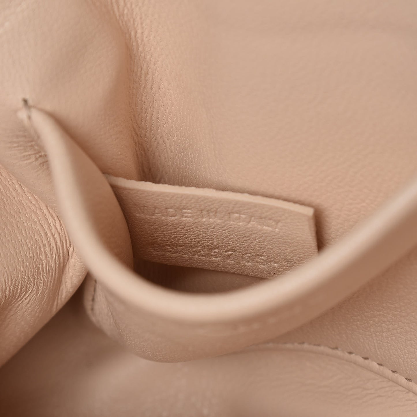Goatskin Medium Elsie Shoulder Bag Sunlight