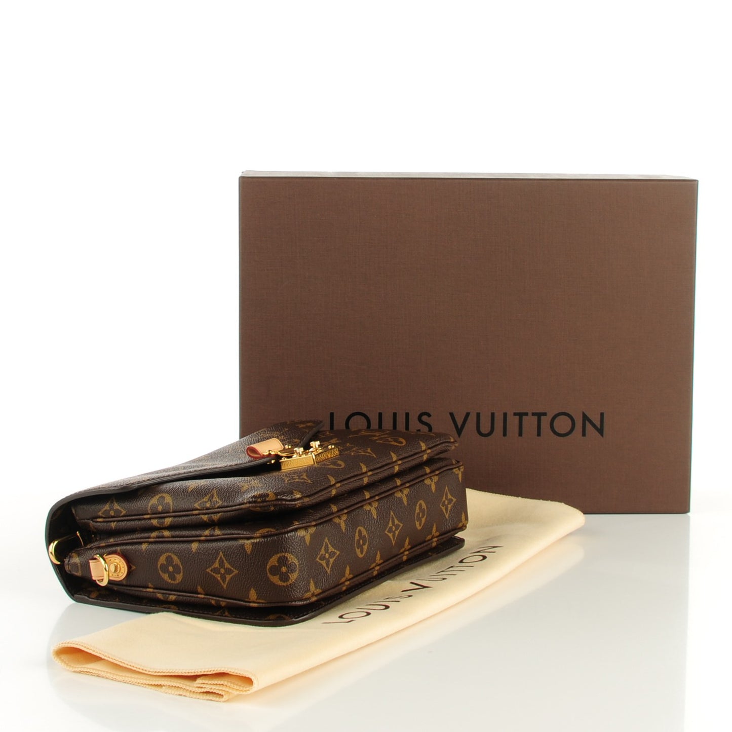 Monogram Pochette Metis