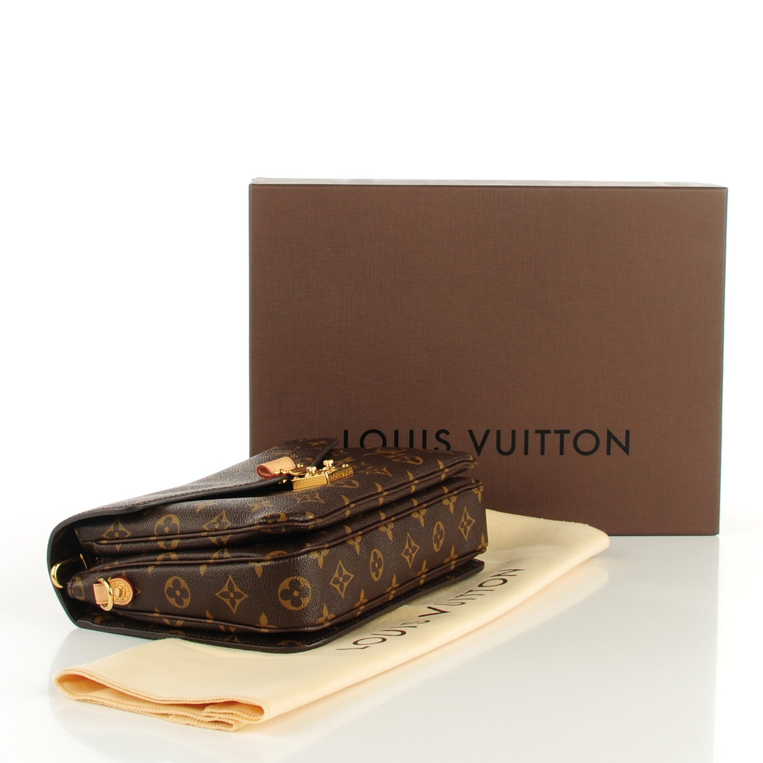 Louis Vuitton Monogram Pochette Metis 4 of 6