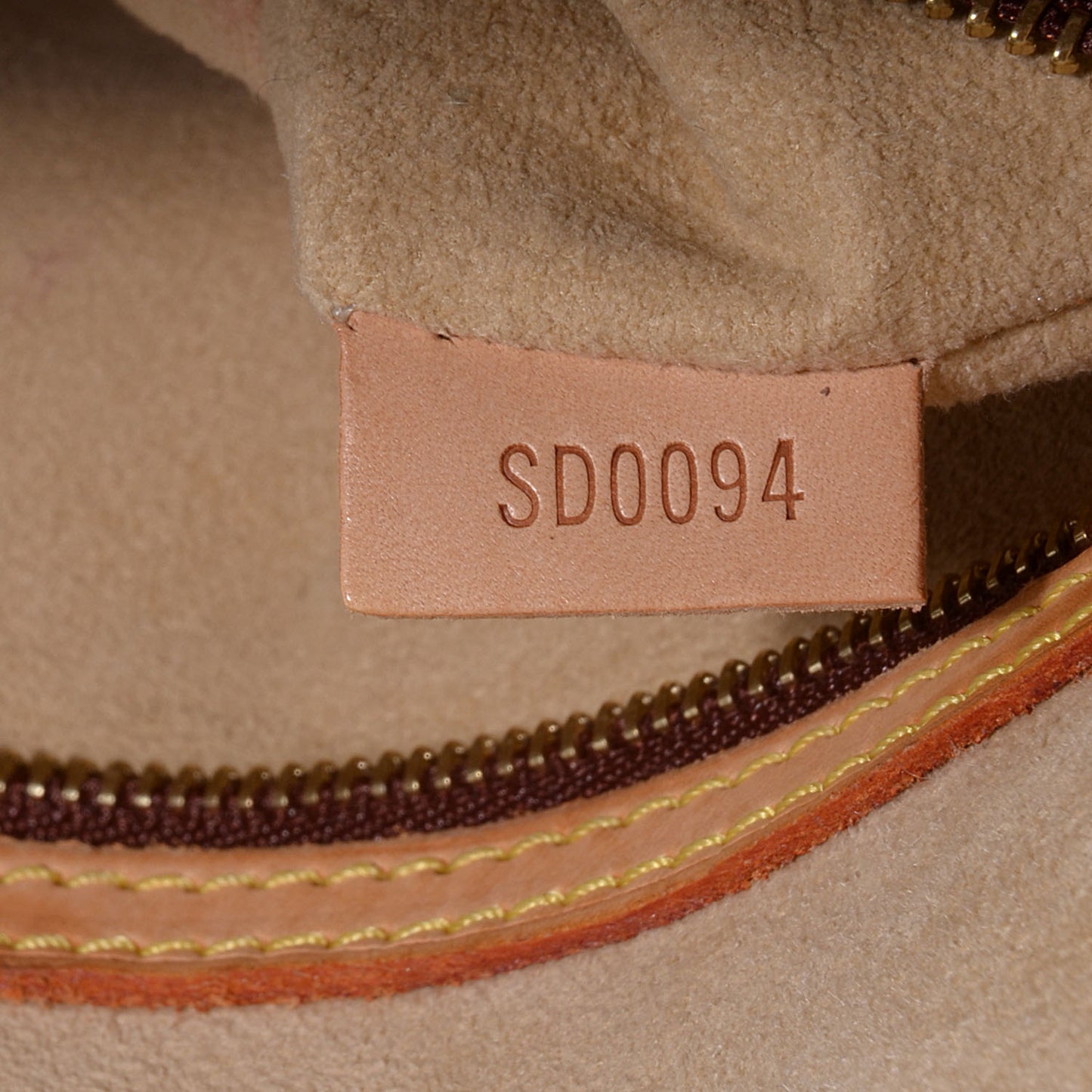Monogram Babylone