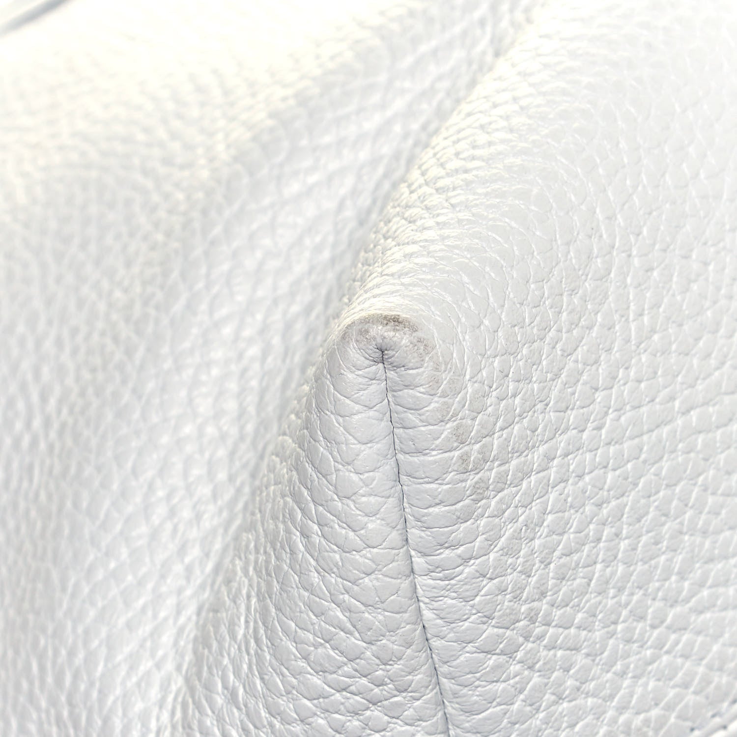 Burberry London Grainy Calfskin Medium Baynard Tote White 9 of 13