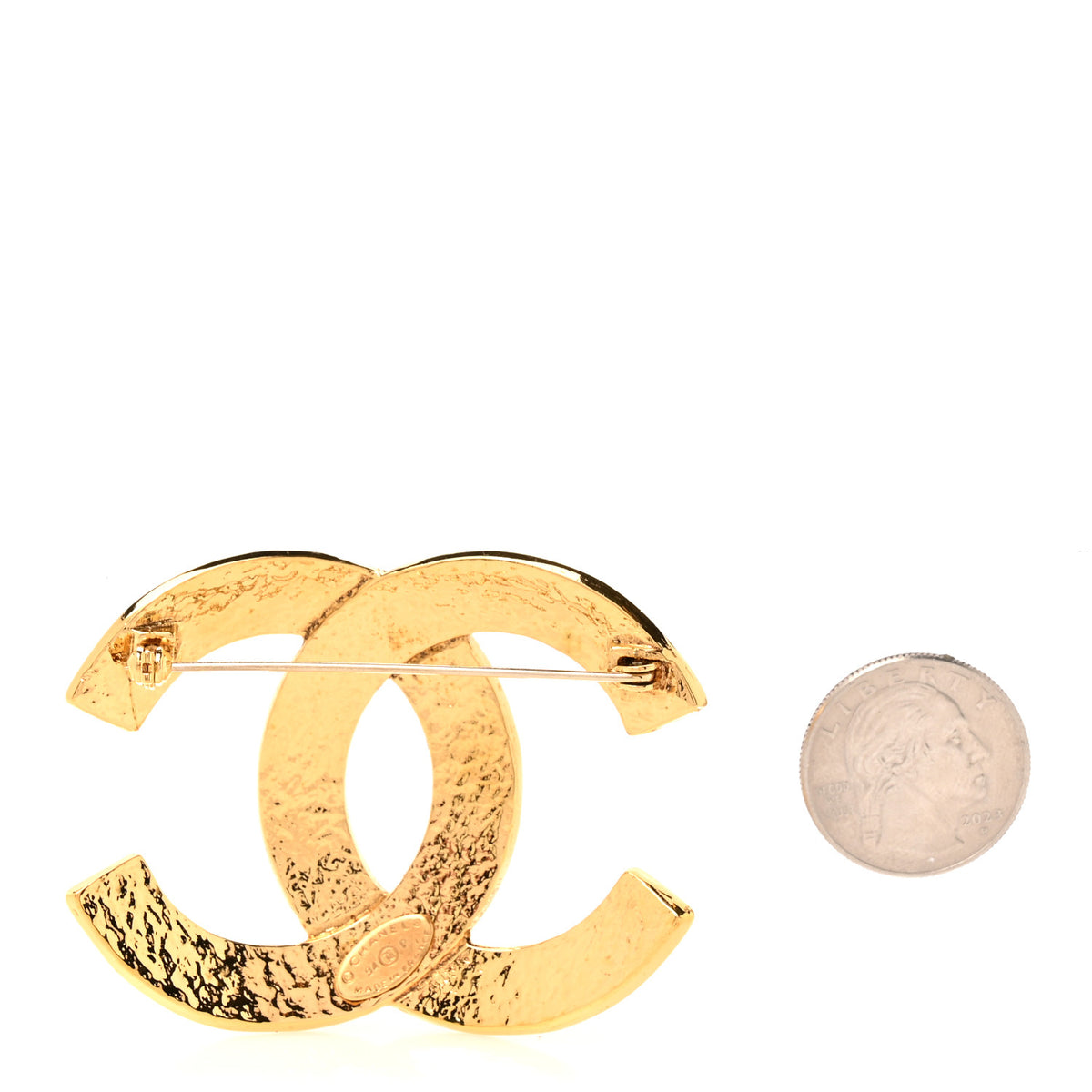 Chanel Metal CC Brooch Gold 2 of 4