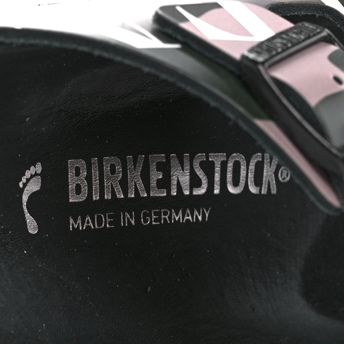 X BIRKENSTOCK Calfskin VLTN Arizona Slide Sandals 39 Army Green Poudre