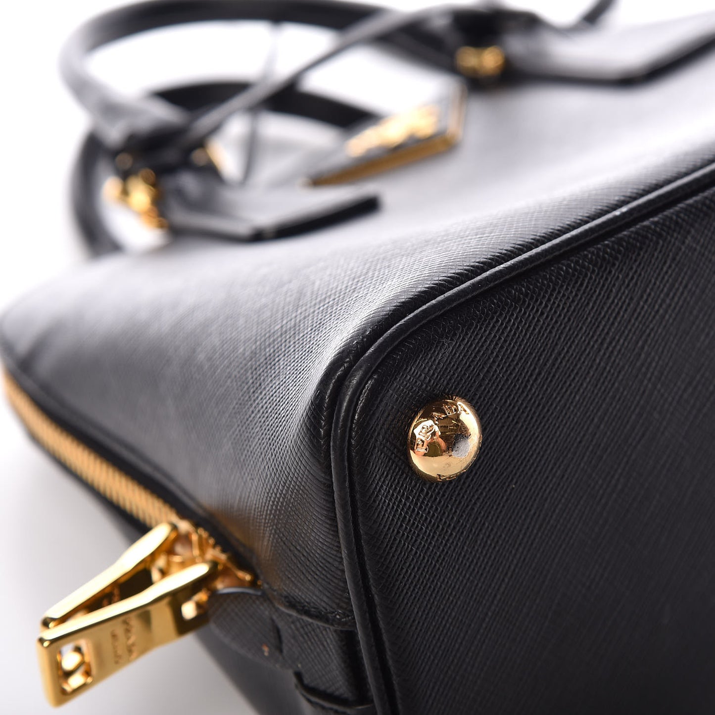 Saffiano Lux Small Promenade Tote Black