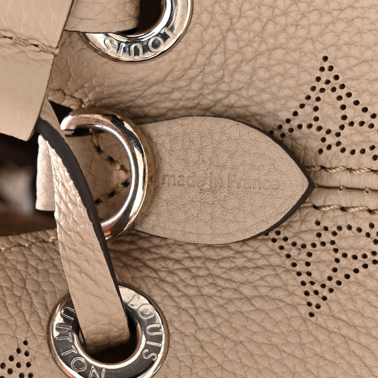 Louis Vuitton Mahina Bella Galet 7 of 10