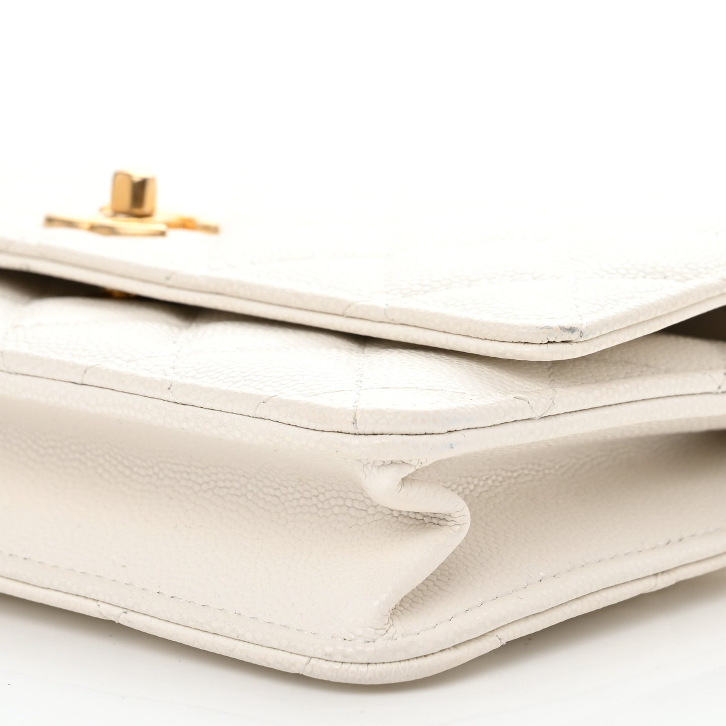 Caviar Quilted Twist Your Buttons Wallet On Chain WOC White