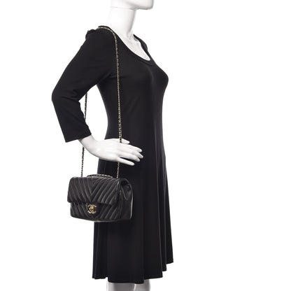 Chanel Calfskin Chevron Medium Single Flap Black 2 of 10