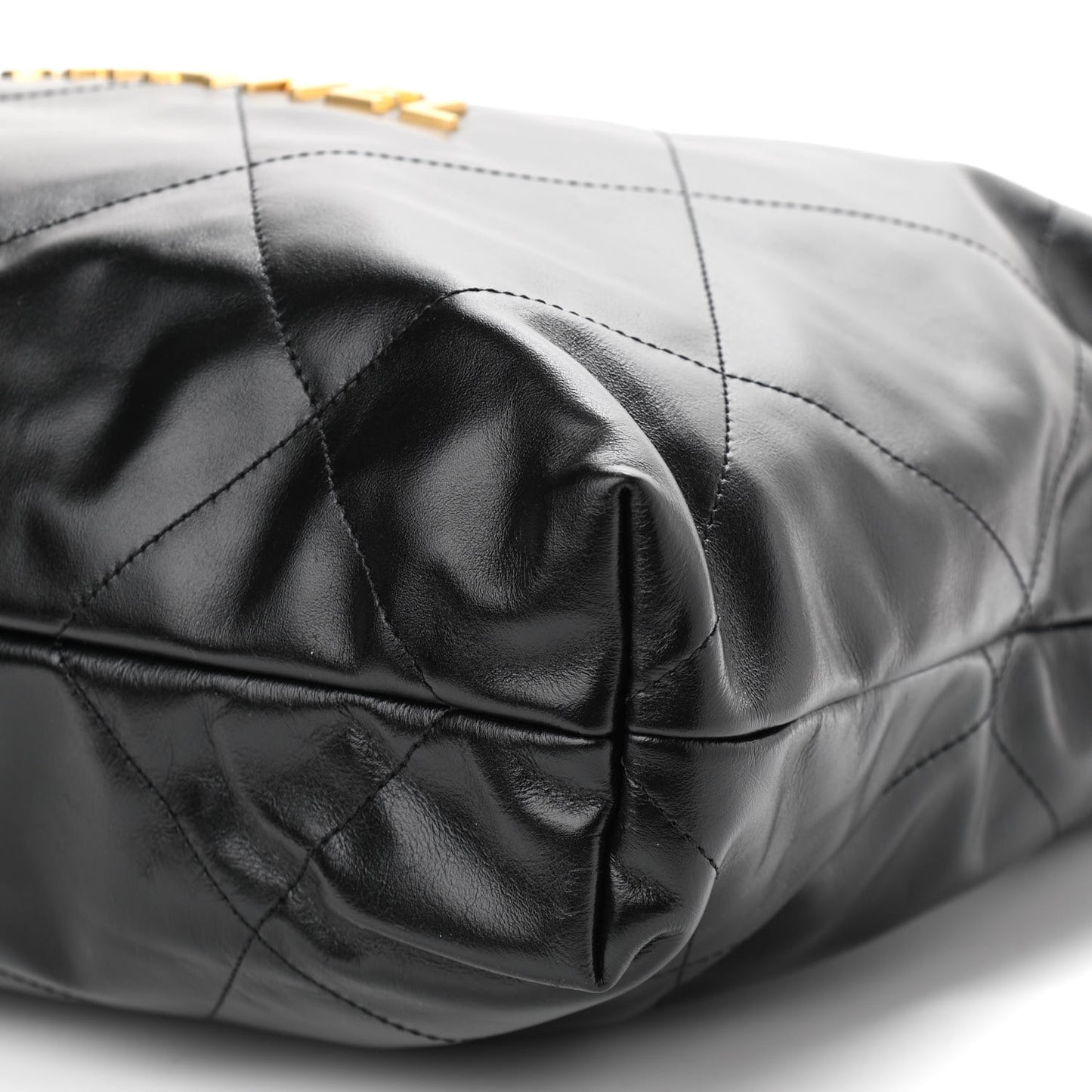 Shiny Calfskin Quilted Chanel 22 Black