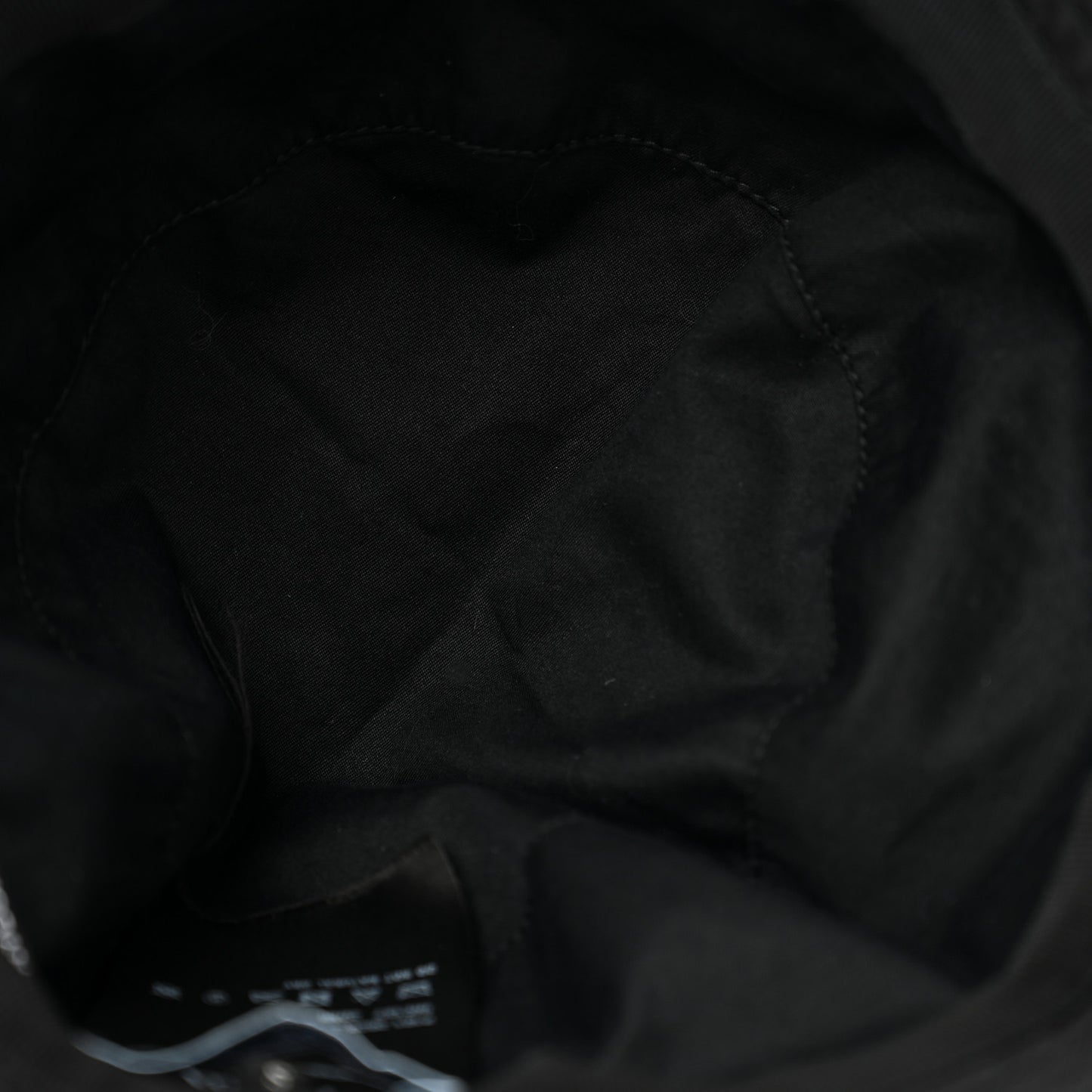 Re-Nylon Metal Triangle Logo Womens Bucket Hat S Black