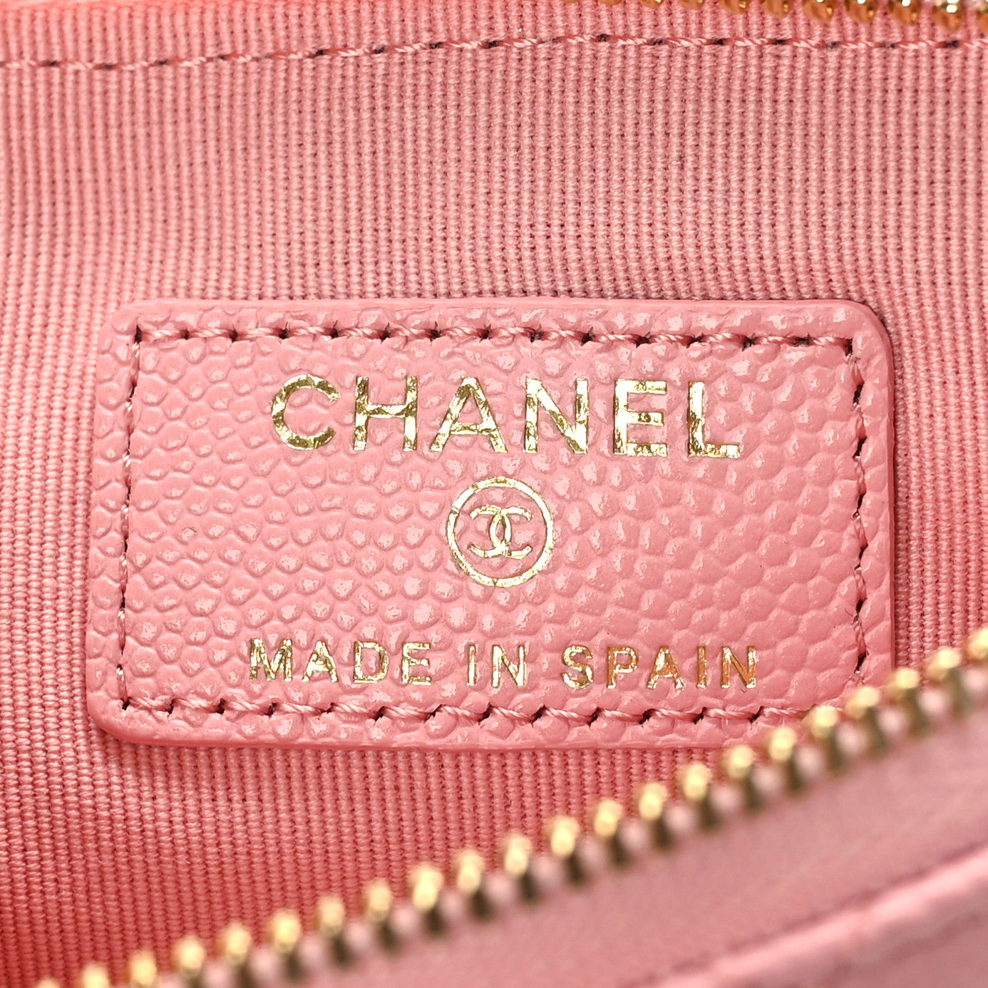 Caviar Quilted Small Cosmetic Case Light Pink