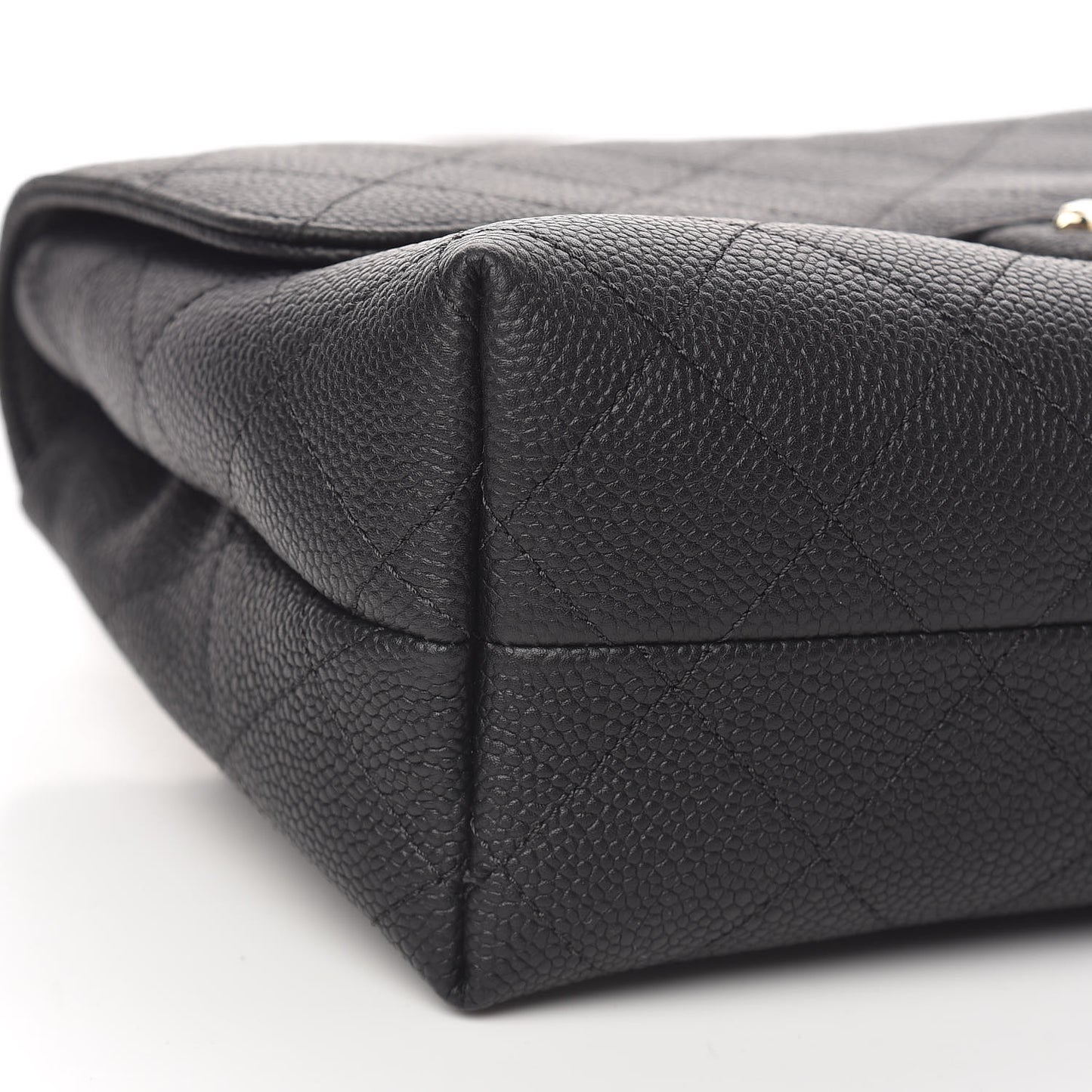Caviar Quilted City Walk Flap Black