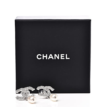 Chanel Crystal Pearl CC Drop Darling Bows Earrings Silver Pearly White 5 of 5