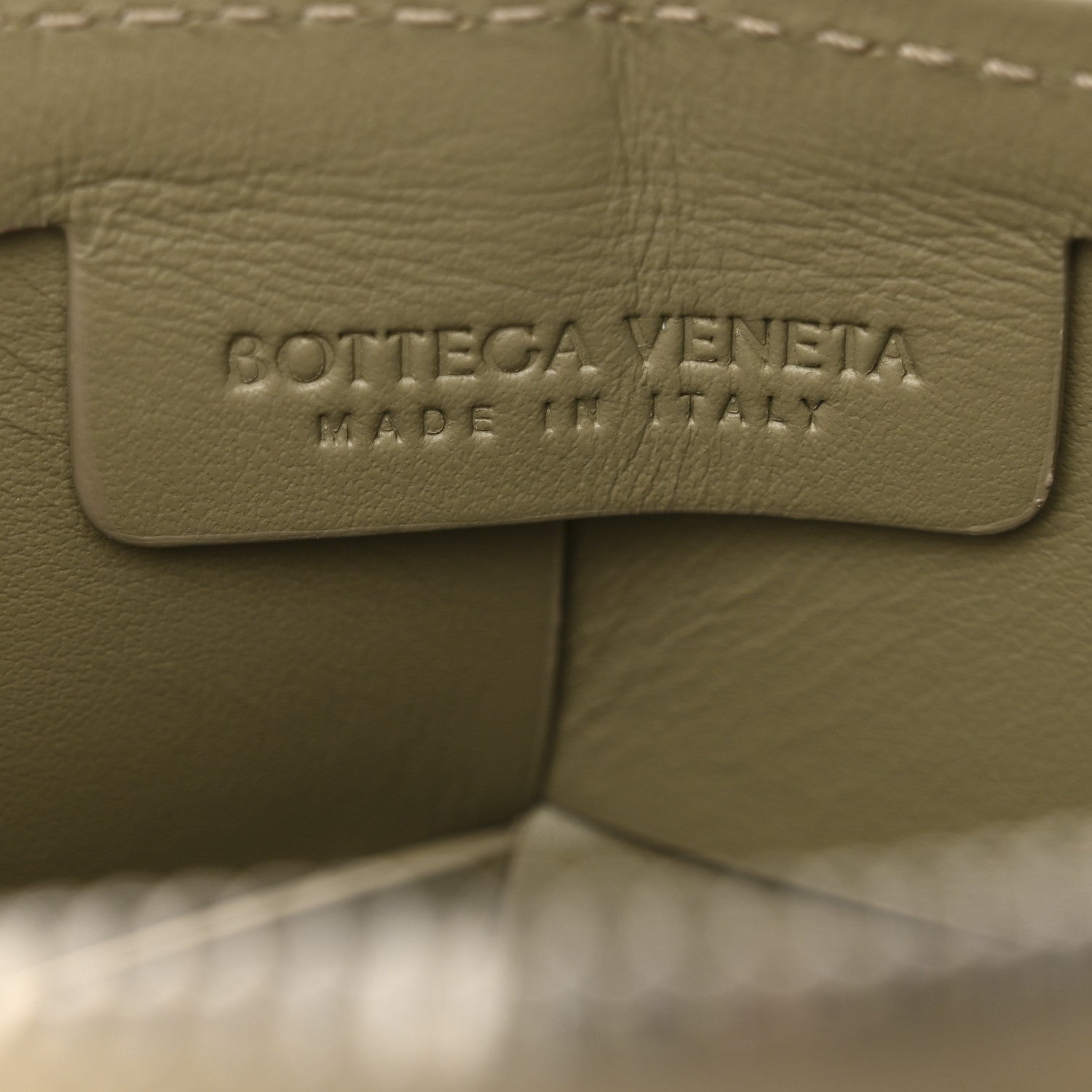 Bottega Veneta Lambskin Maxi Intrecciato Cassette Camera Bag Travertine 6 of 9