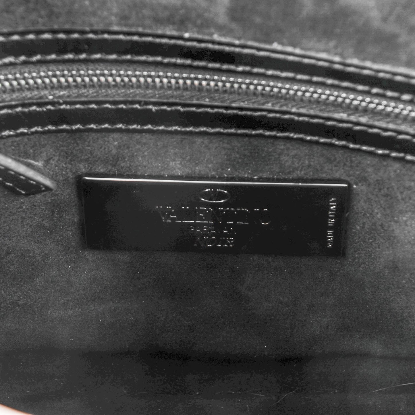 Craquele Calfskin Rockstud Shoulder Flap Messenger Bag Black