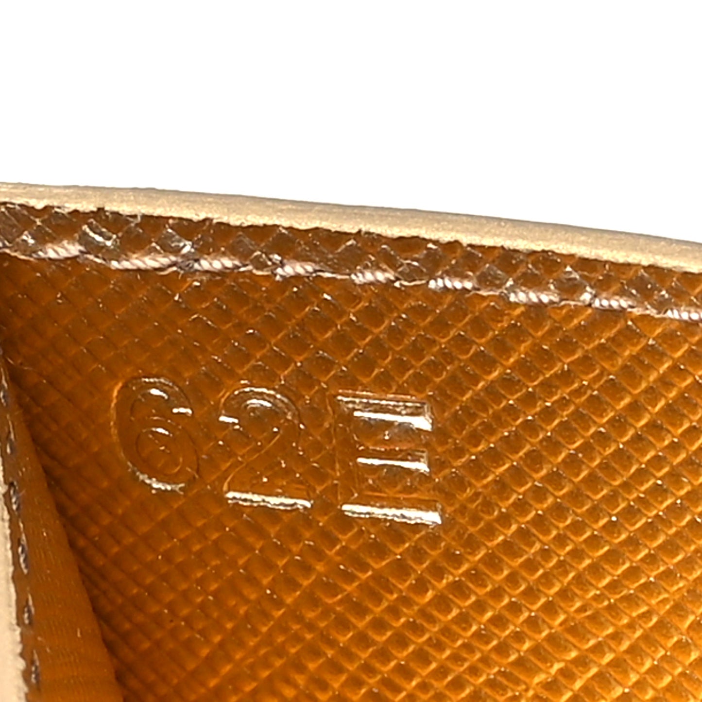 Metallic Saffiano Triangle Card Holder Platino
