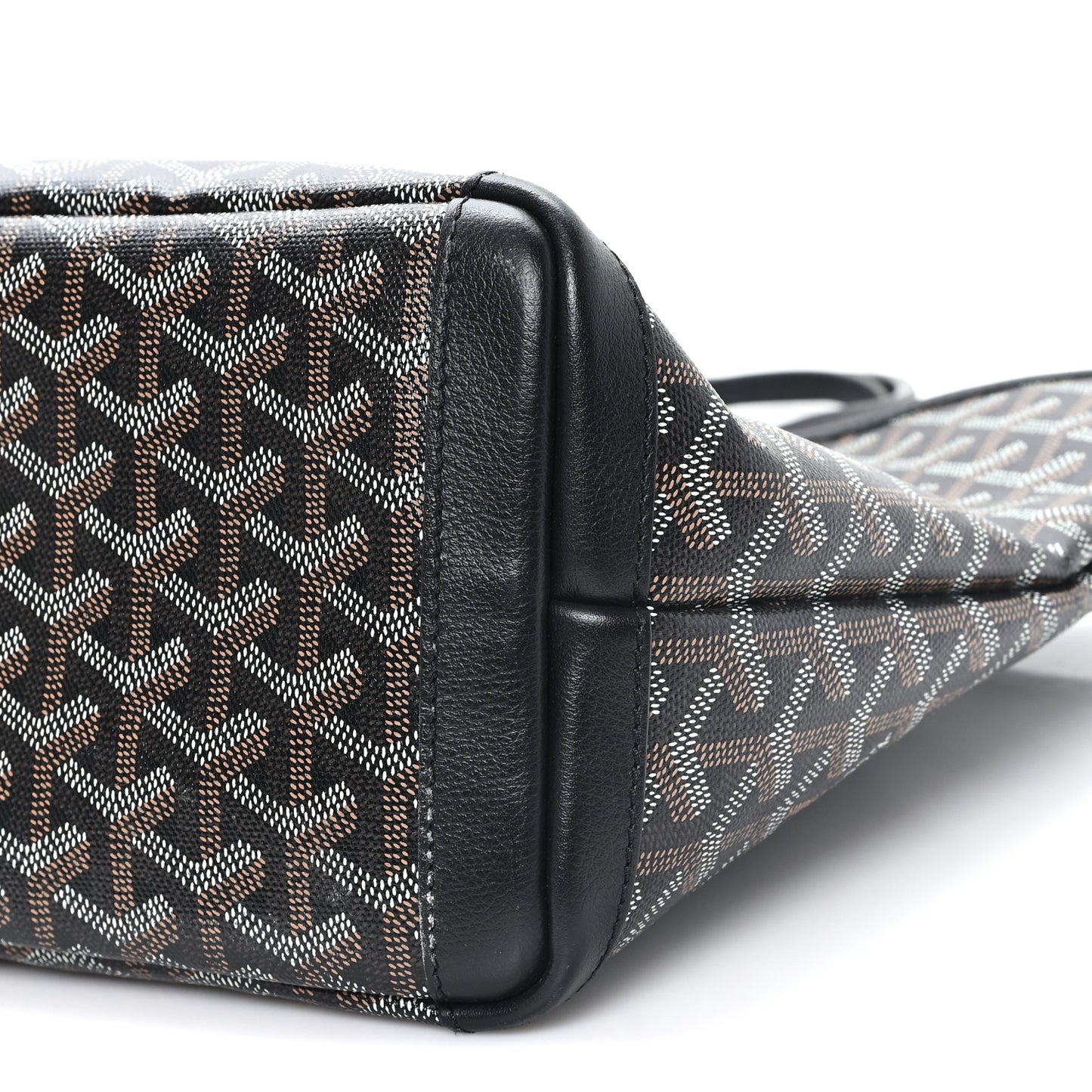 Goyardine Artois PM Black