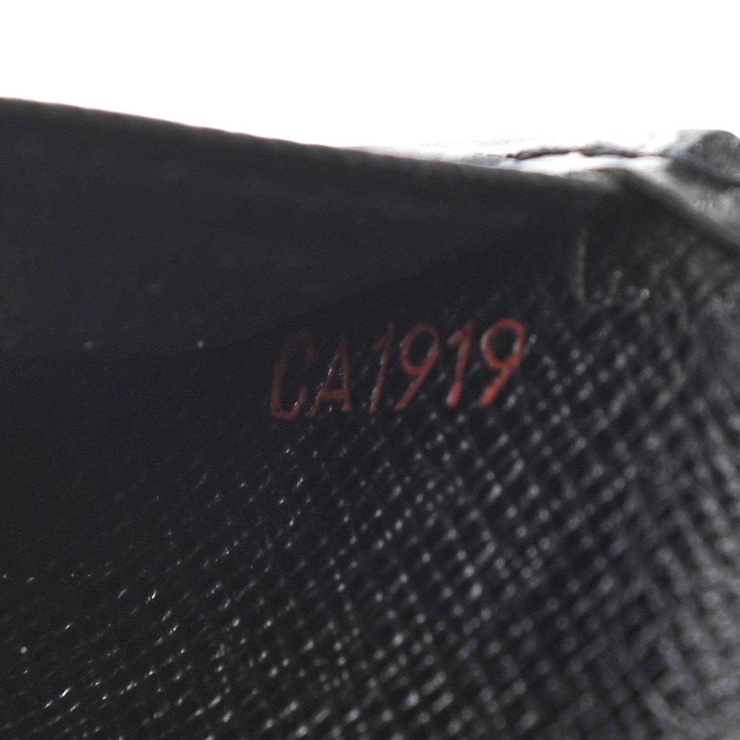 Louis Vuitton Epi 6 Card Billfold Wallet Black 9 of 11