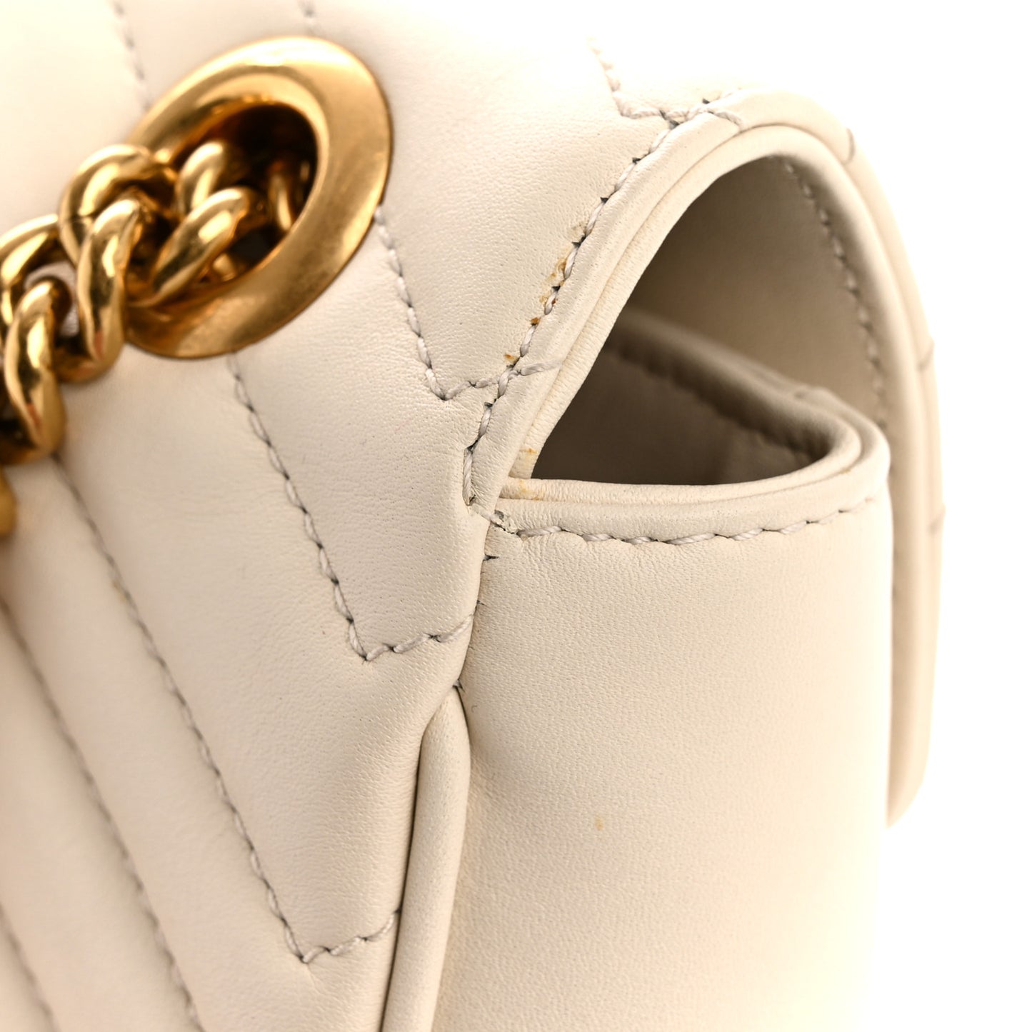 Calfskin Matelasse Small GG Marmont Shoulder Bag White