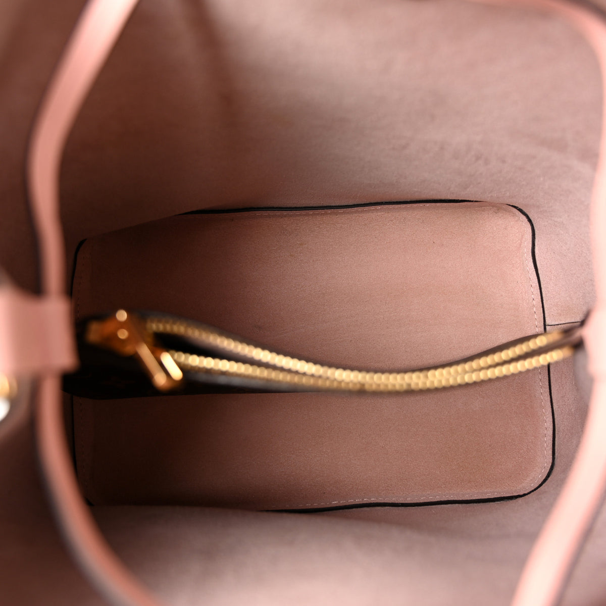 Monogram Neonoe MM Rose Poudre