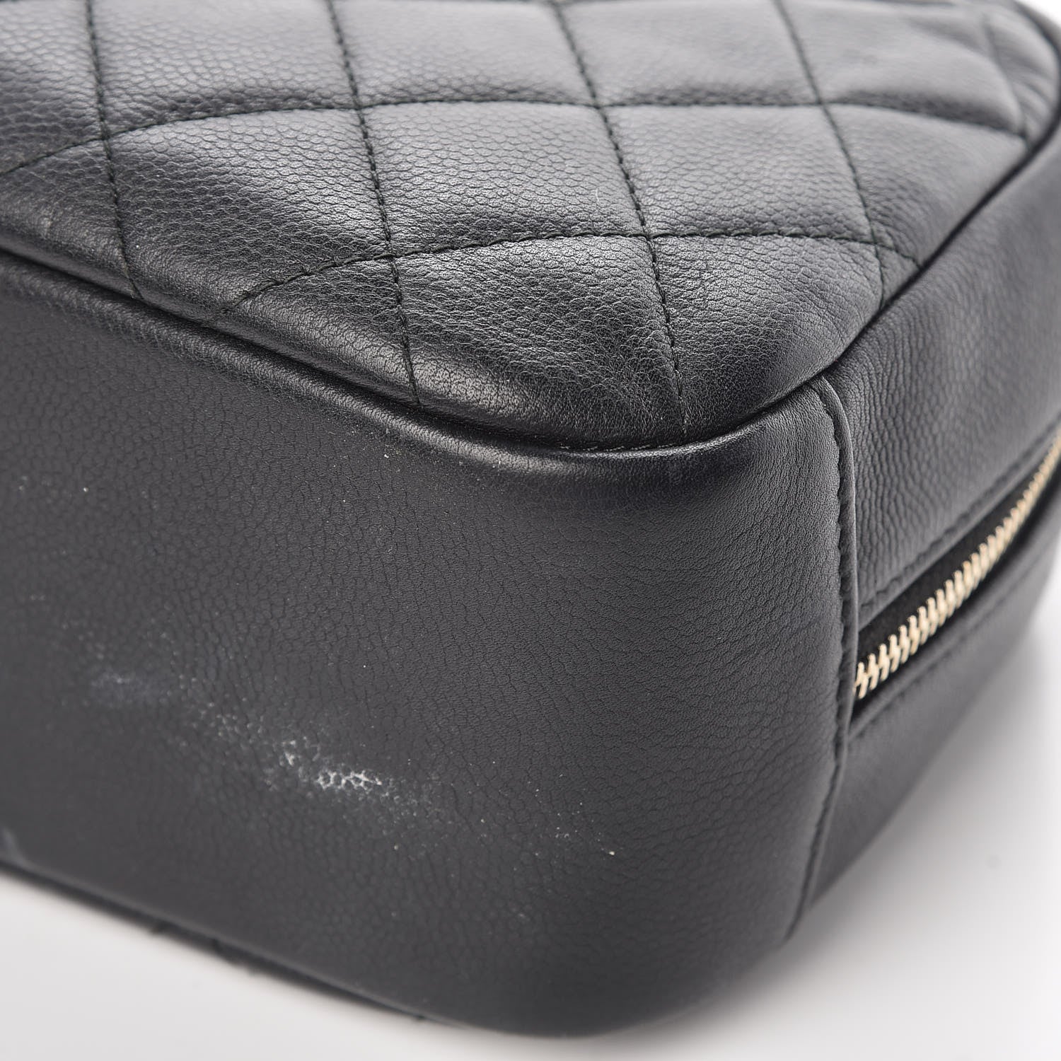 Chanel Caviar Quilted Curvy Pouch Cosmetic Case Black 15 of 19