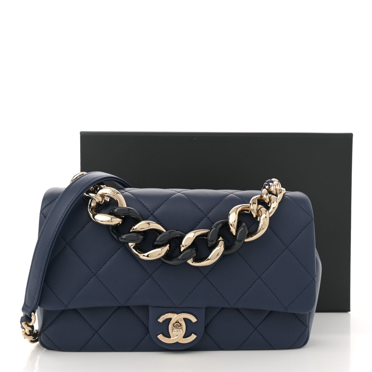 Lambskin Quilted Resin Bi-Color Chain Flap Bag Navy