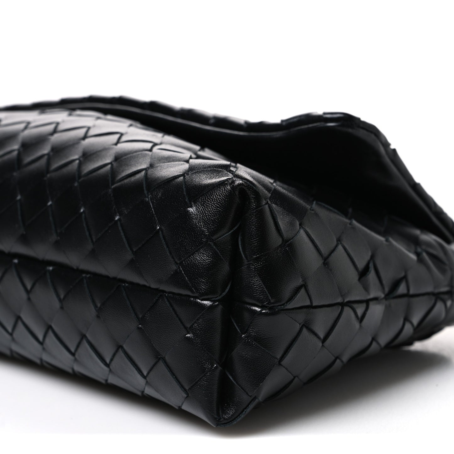 Calfskin Intrecciato Giorno Black