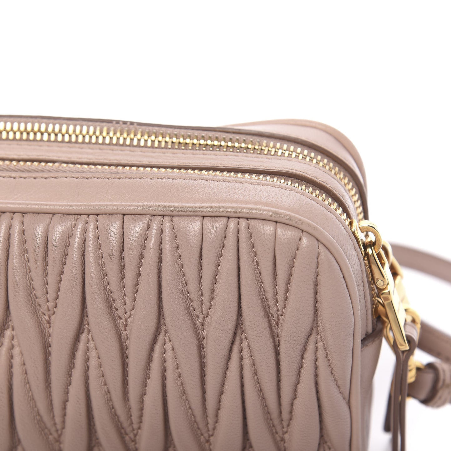 Nappa Matelasse Double Zip Chain Shoulder Bag Cammeo