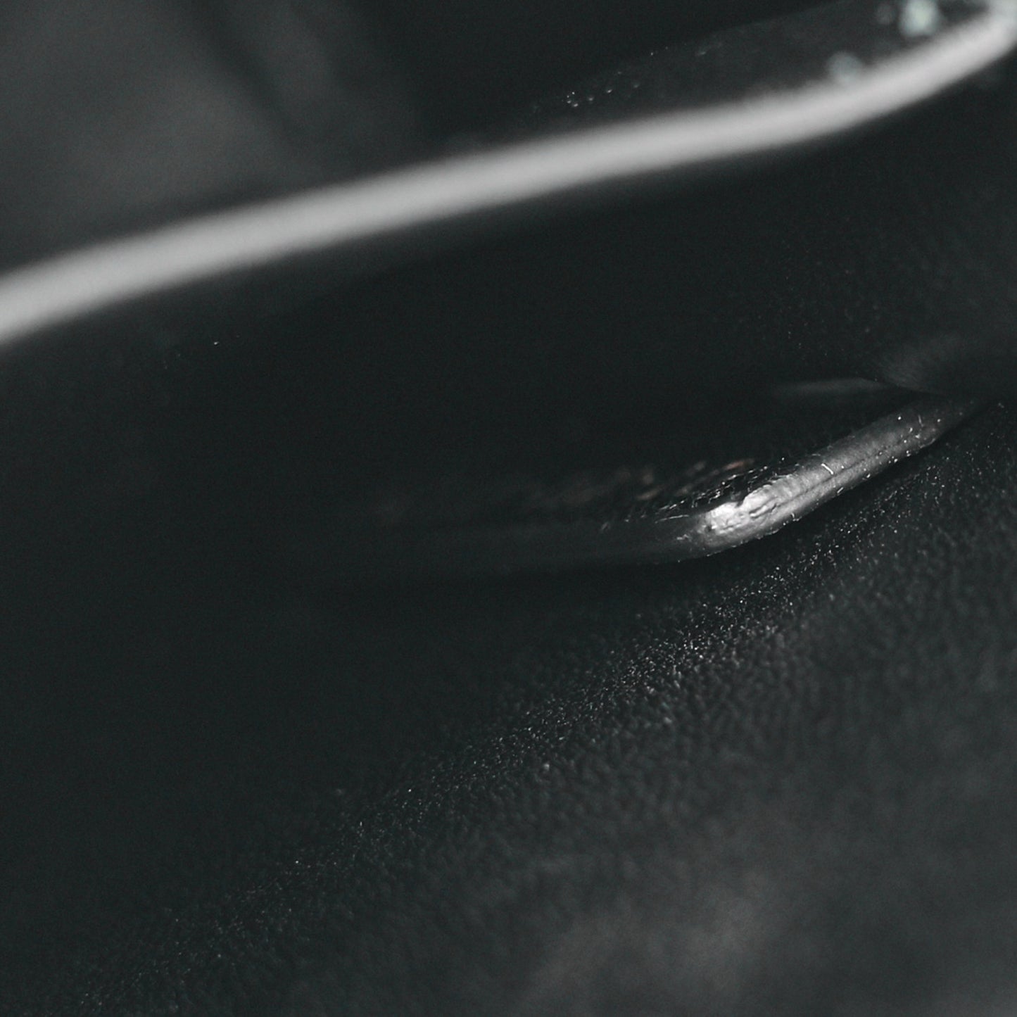 Crackled Lambskin 30 Montaigne Box Bag Black