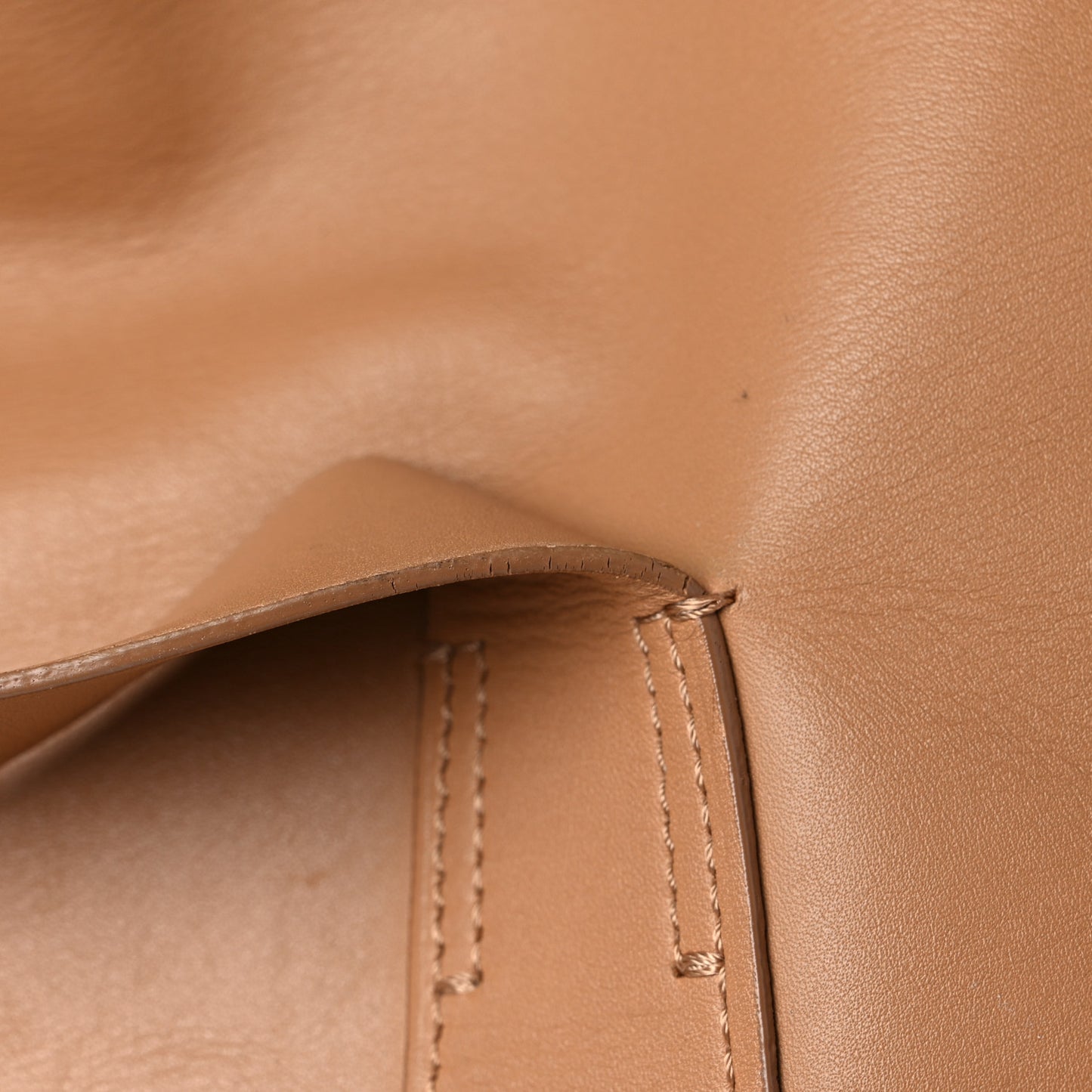 Calfskin 31 Hour Bag Nude
