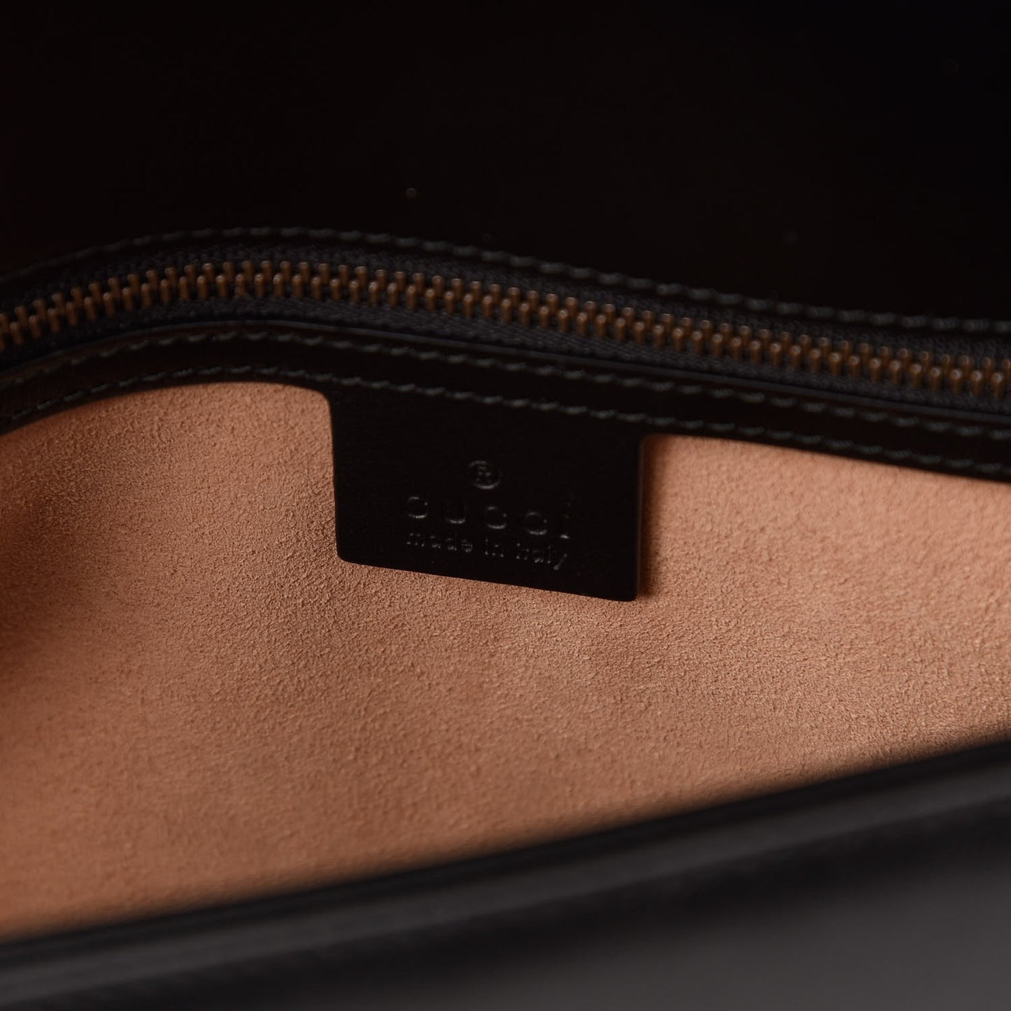Calfskin Matelasse Large GG Marmont Shoulder Bag Black