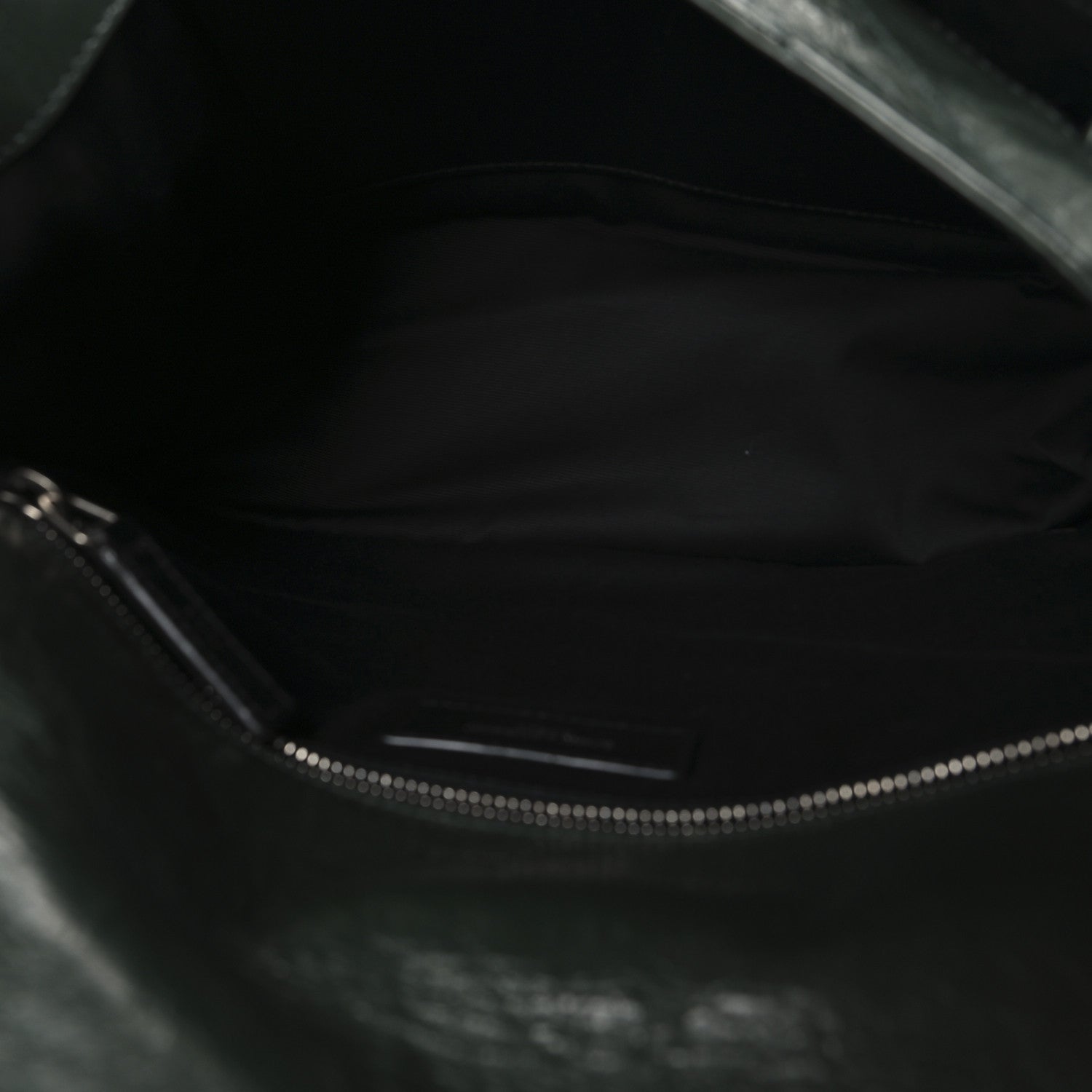 Saint Laurent Crinkled Lambskin Matelasse Monogram Medium Niki Chain Satchel Vert Fonce 5 of 10