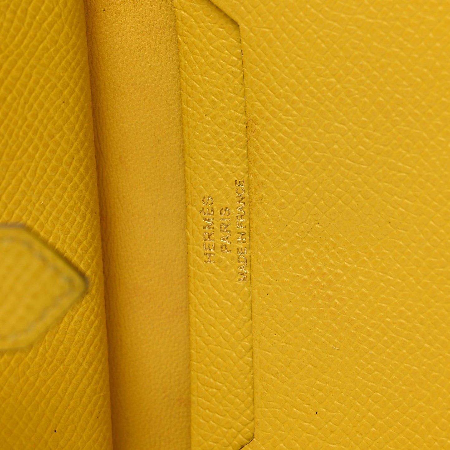 Epsom Mini Bearn Wallet Jaune Ambre