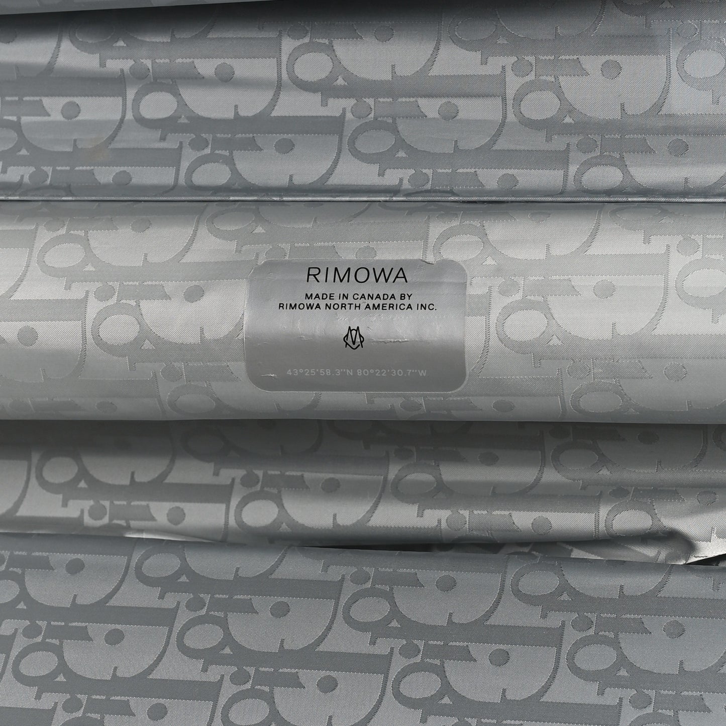 X RIMOWA Aluminum Gradient Carry On Luggage Blue Multi