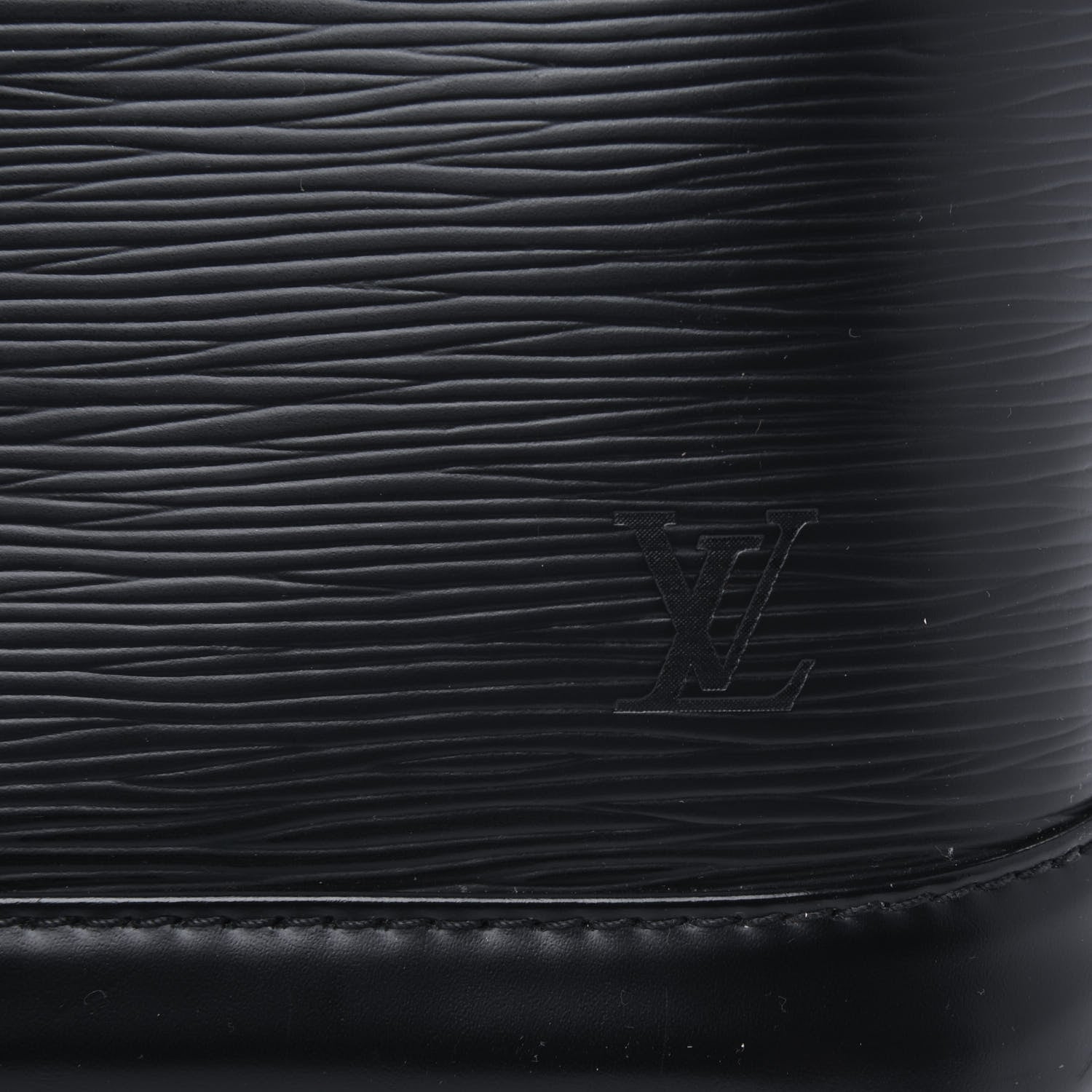 Louis Vuitton Epi Alma BB Black 17 of 28