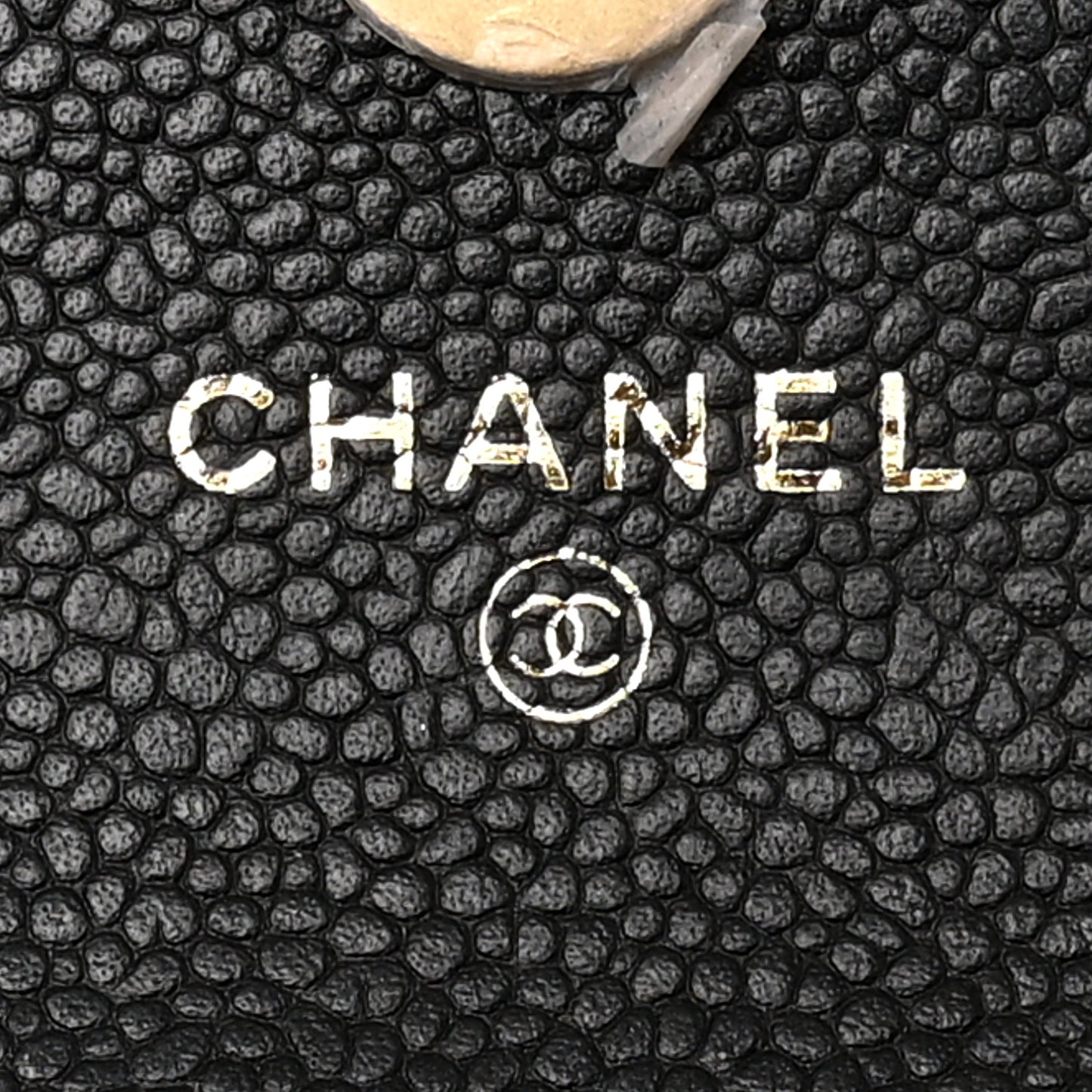Caviar Quilted Sweetheart Clutch With Chain Black