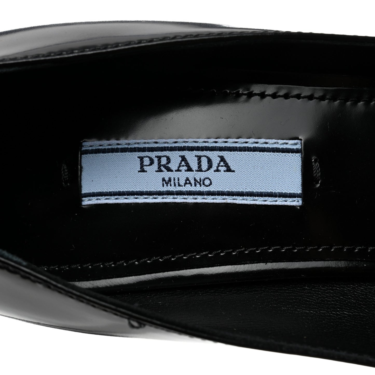 Spazzolato Metal Triangle Logo Pointed Toe Pumps 37 Black