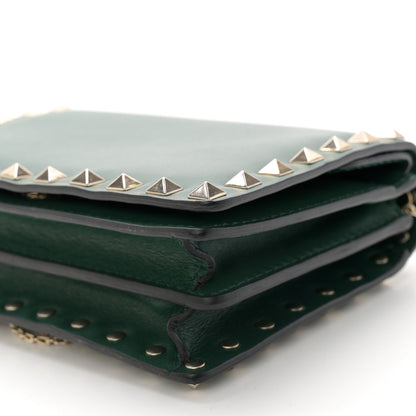 Valentino Garavani Calfskin Rockstud Wallet On Chain Green 10 of 12