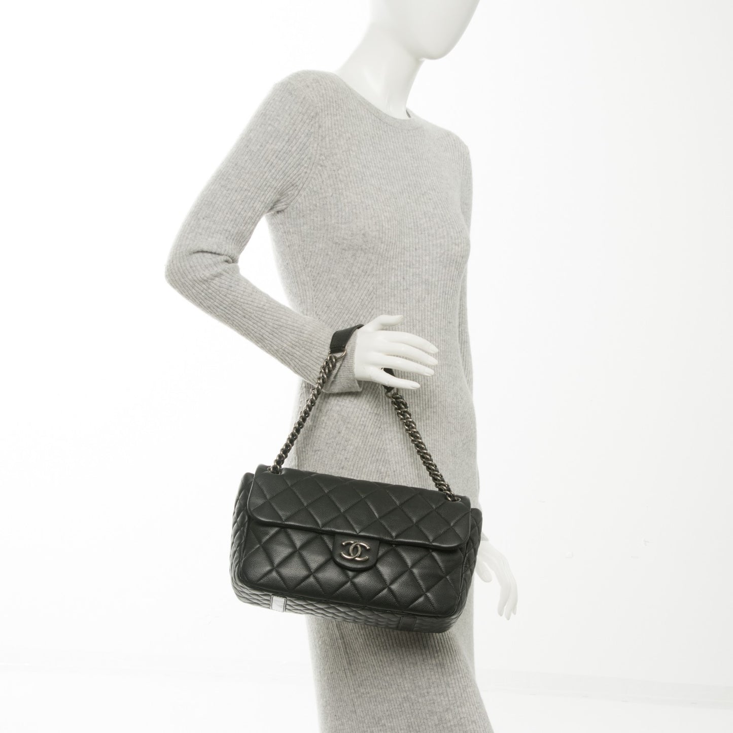 Caviar Quilted Coco Casual Flap Black