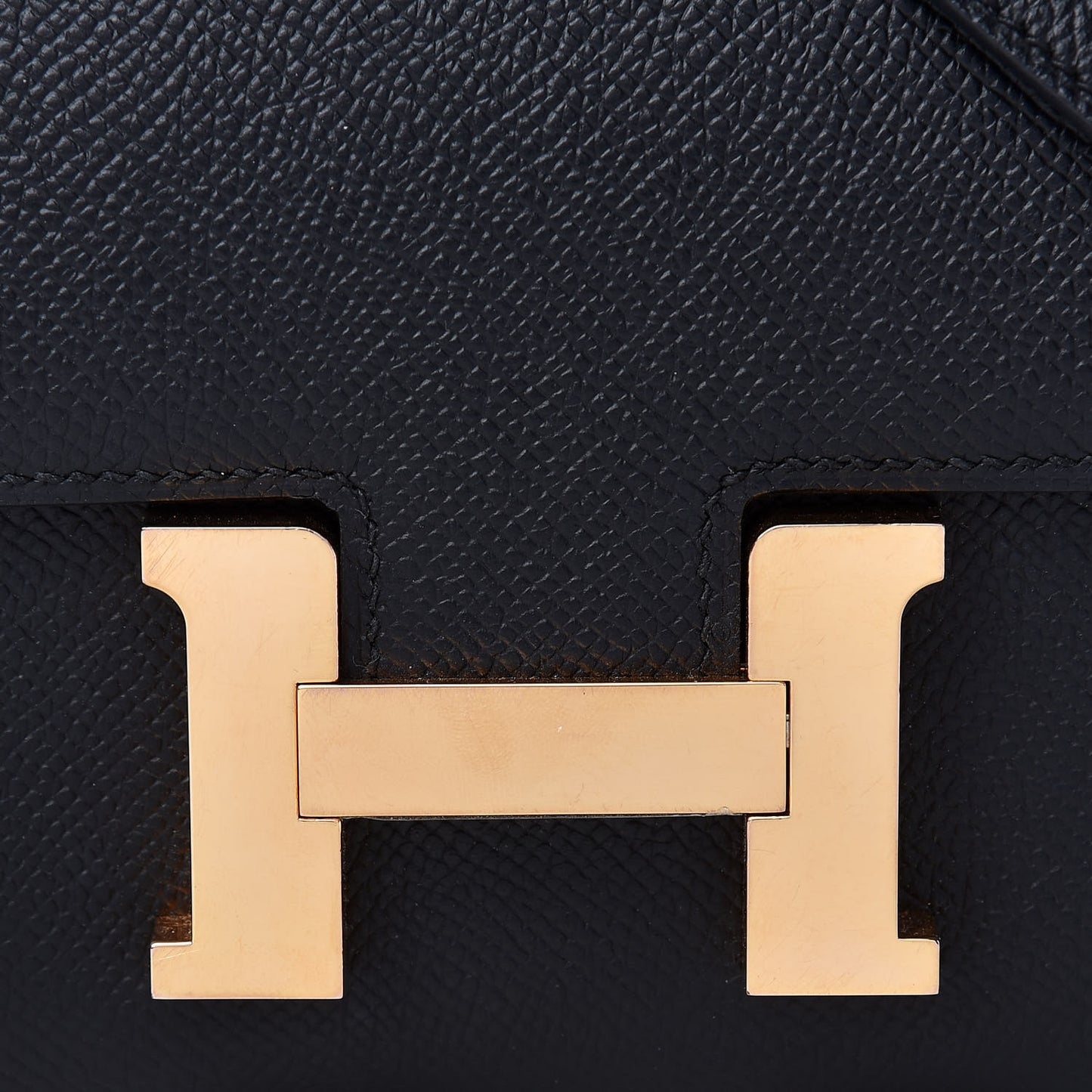 Epsom Constance 18 Black
