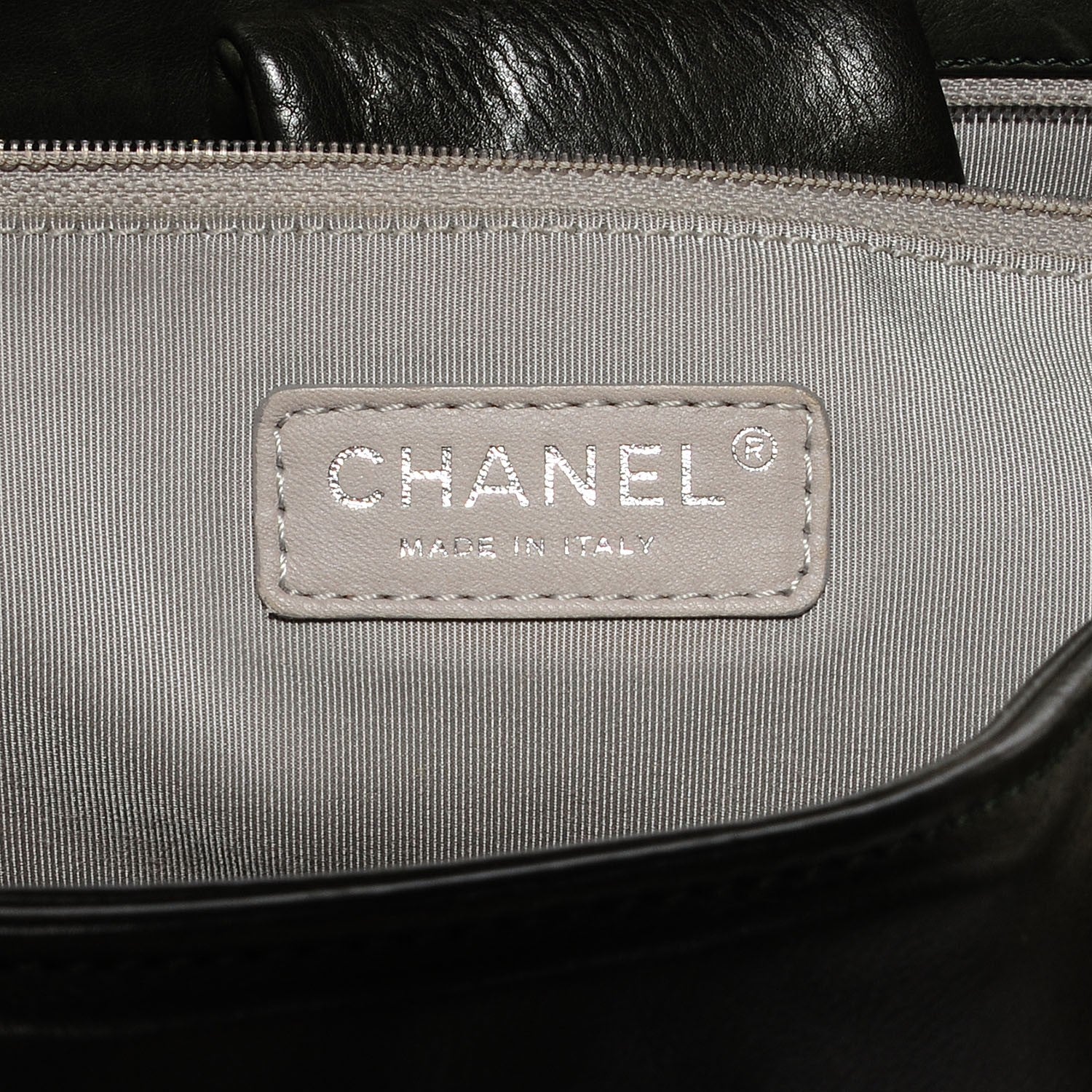 Chanel Calfskin On The Bund Tote Green 5 of 7