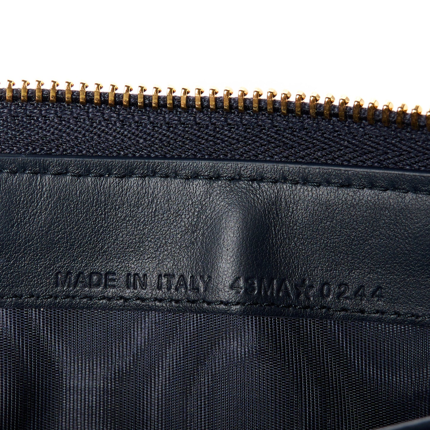 Oblique 30 Montaigne Zip Around Wallet Blue