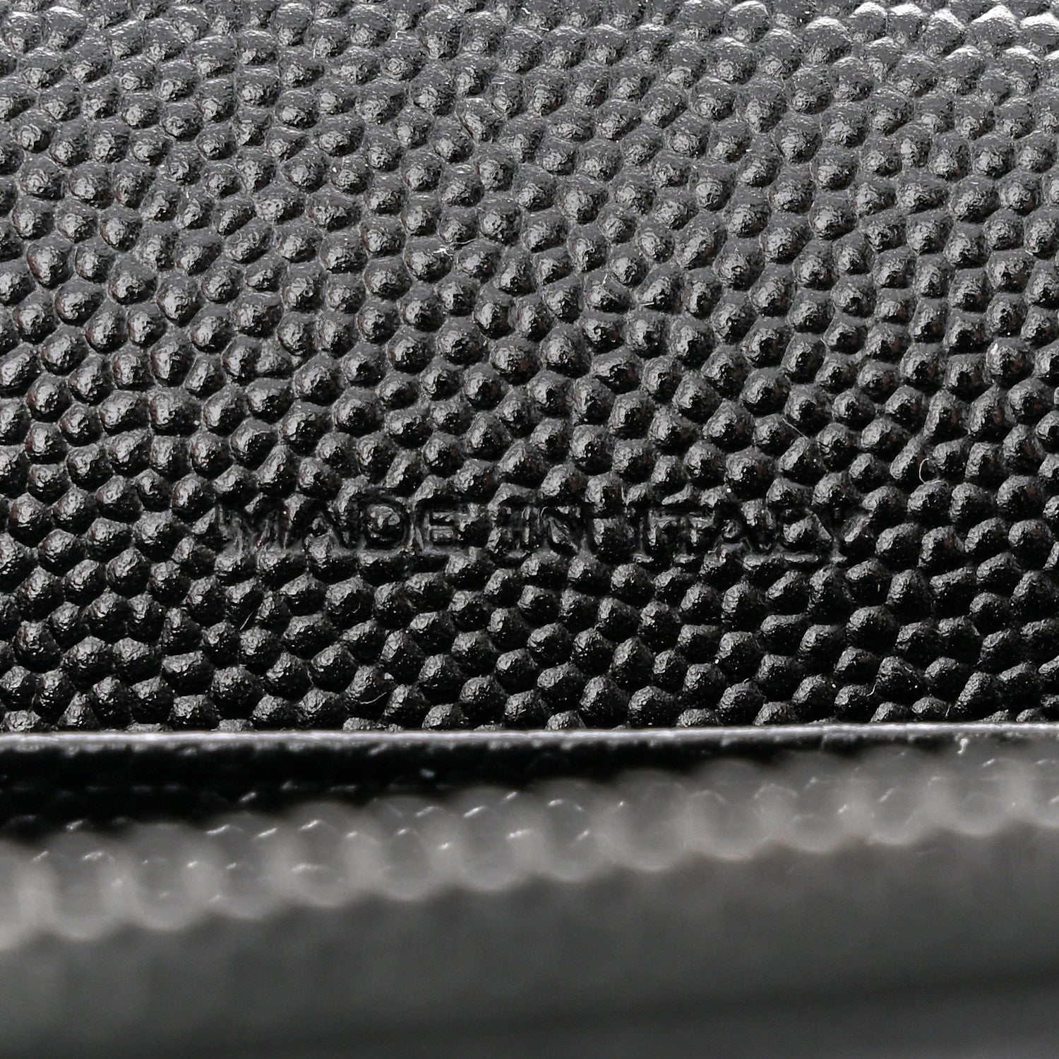 Saint Laurent Grain De Poudre Matelasse Chevron Monogram Monochrome Envelope Chain Wallet Black 7 of 12