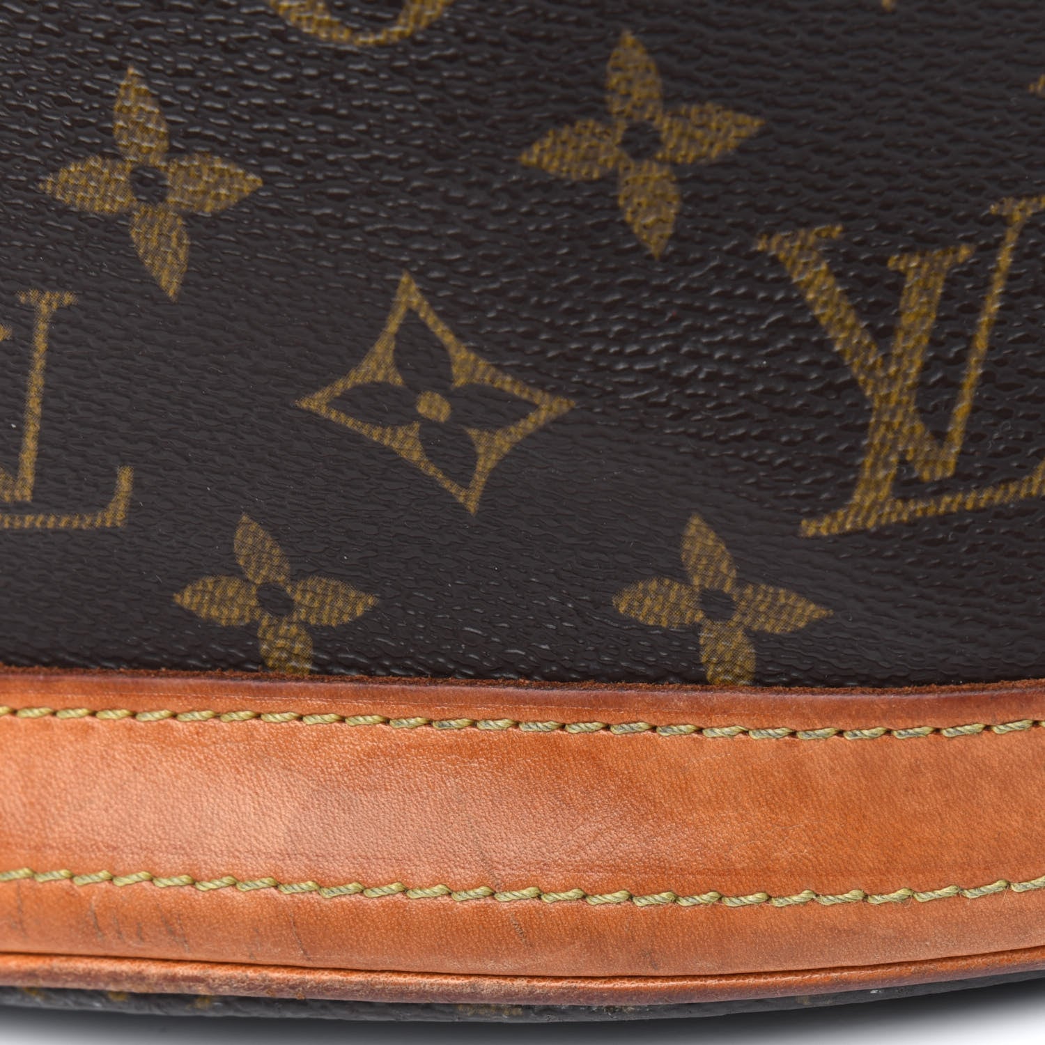 Louis Vuitton Monogram Petit Bucket 23 24 of 33