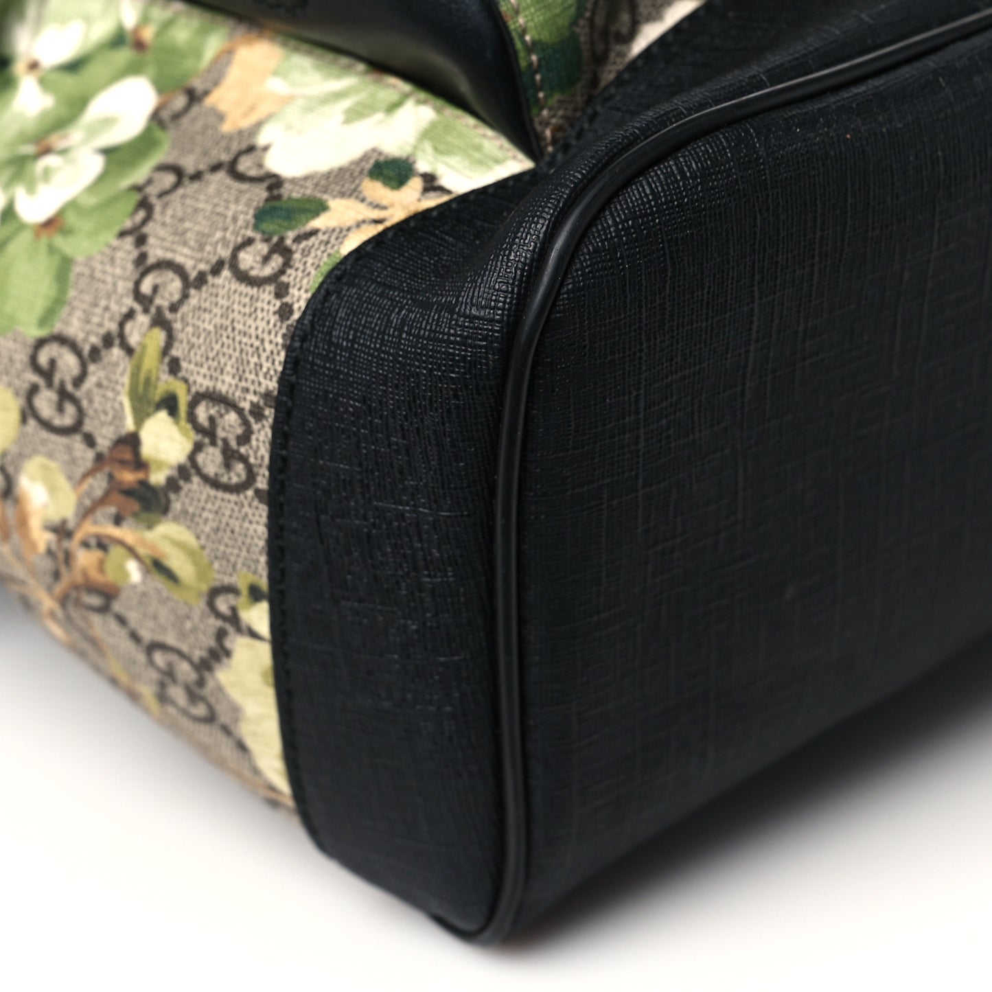 GG Supreme Monogram Blooms Medium Day Backpack Beige New Military Black