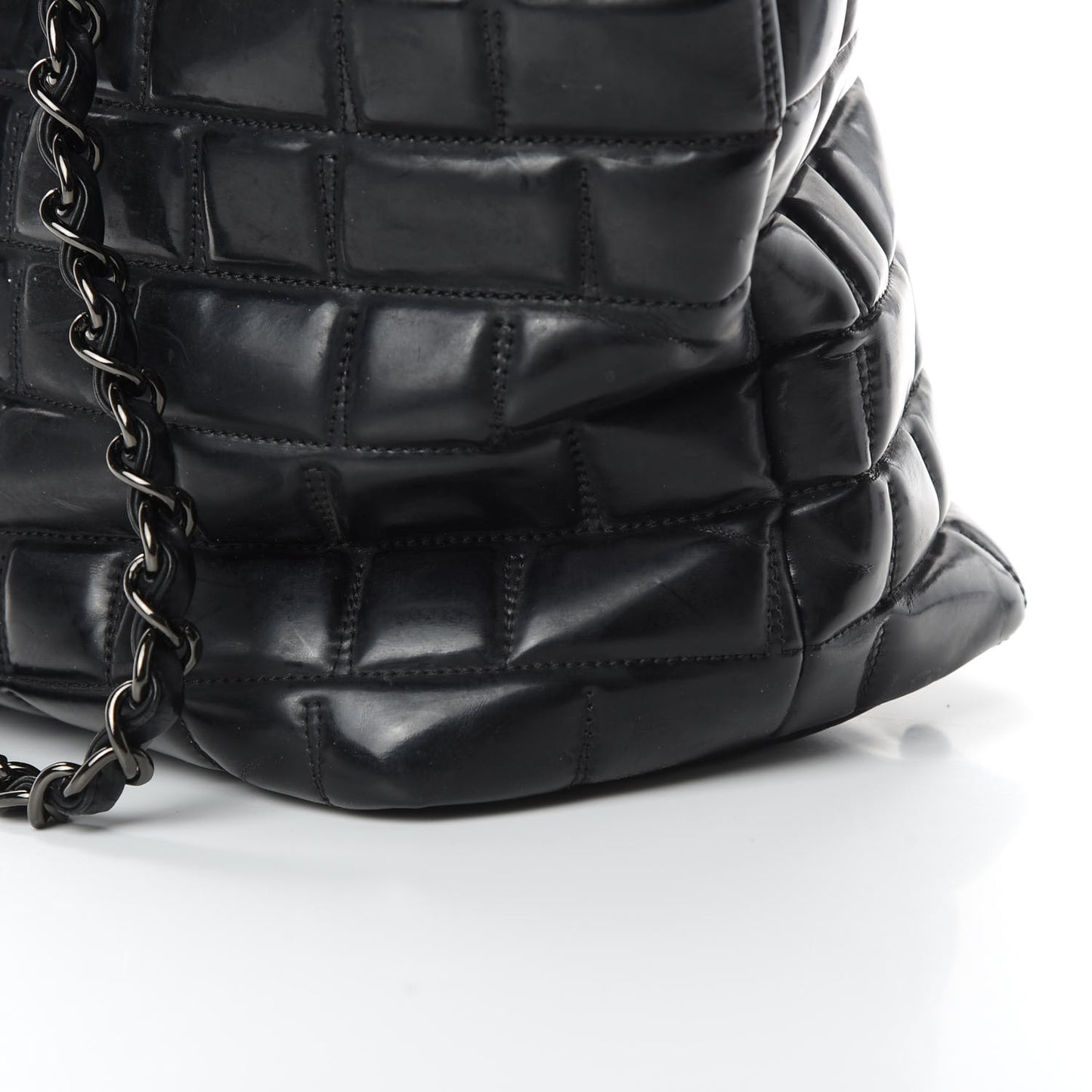 Vinyl Quilted Frozen Shopping Tote Black