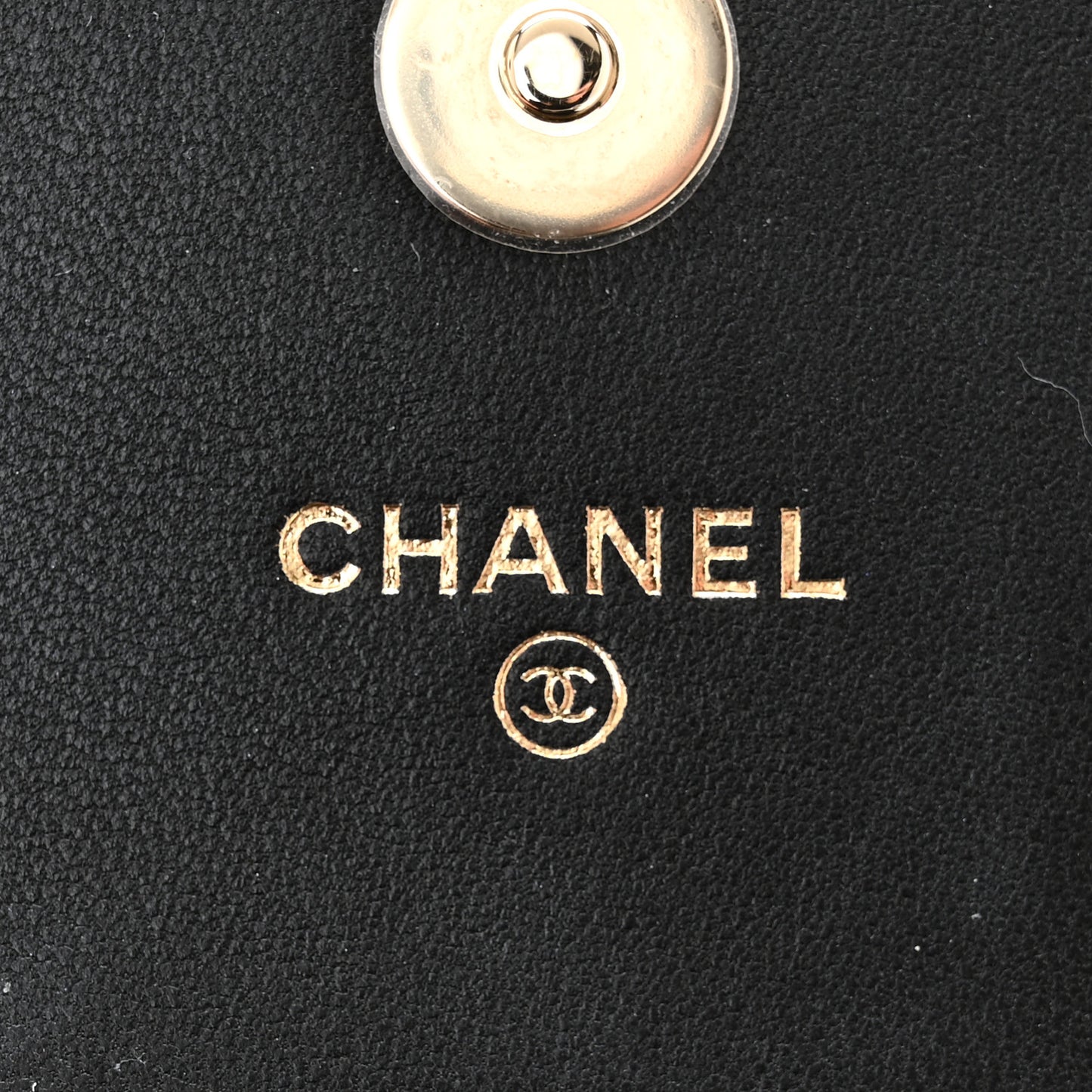 Lambskin Quilted Pearl Phone Holder With Chain Black