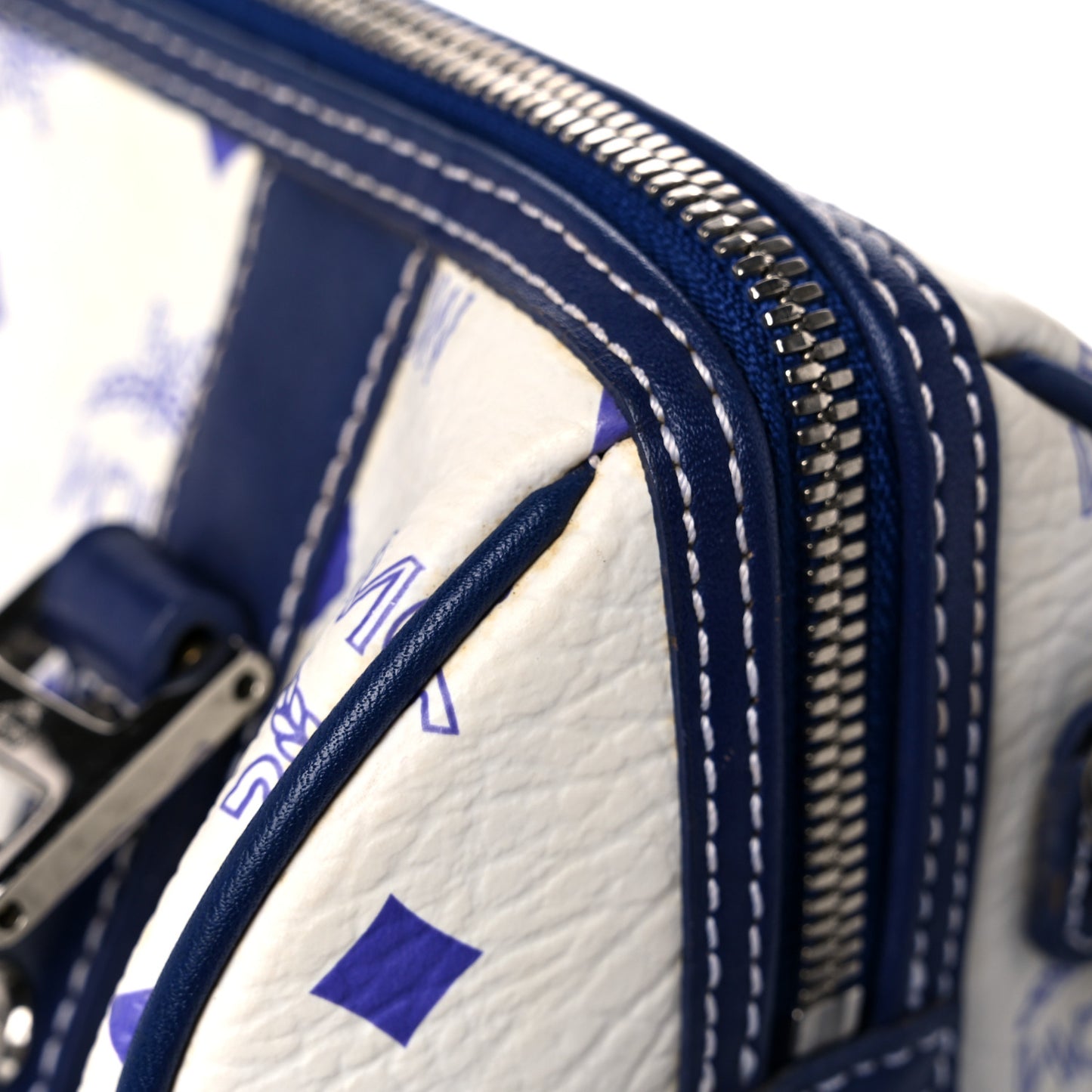Visetos Boston Satchel Satchel White