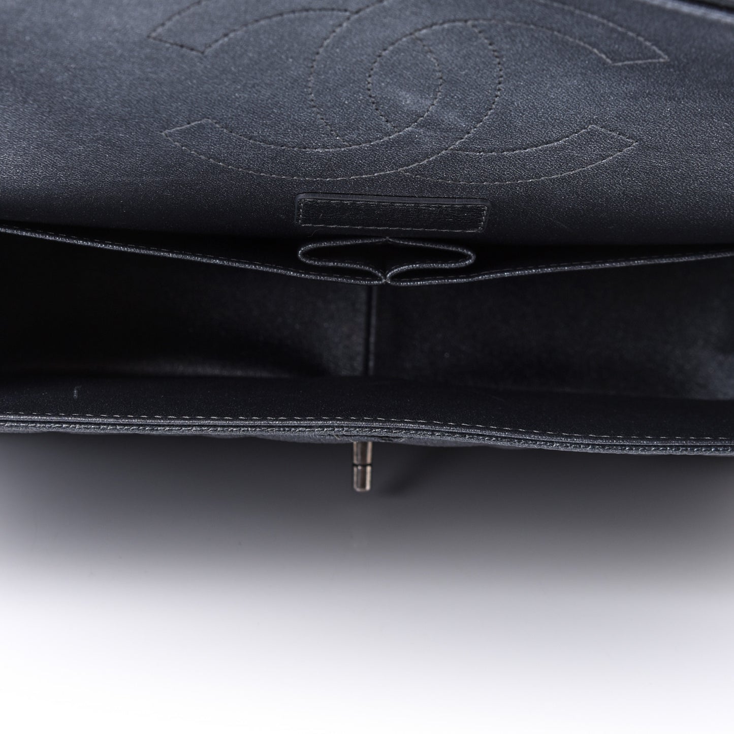 Metallic Caviar Quilted Jumbo Double Flap Dark Grey