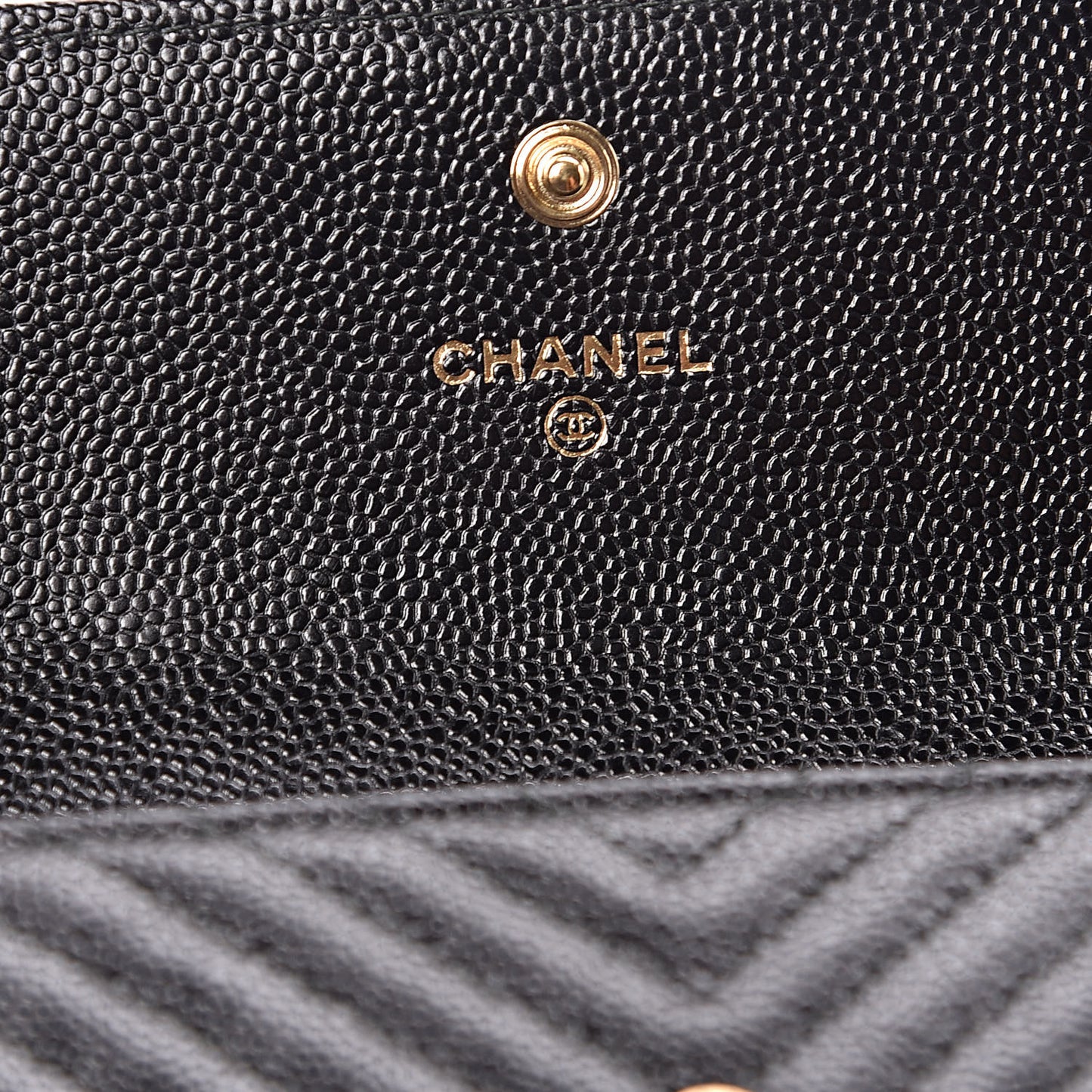 Caviar Chevron Quilted Boy Flap Wallet Black